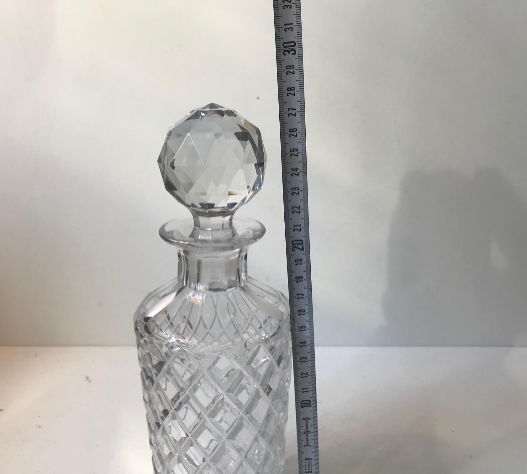 Vintage Scandinavian Crystal Decanter with Cut Harlequin, 1960s In Good Condition In Esbjerg, DK