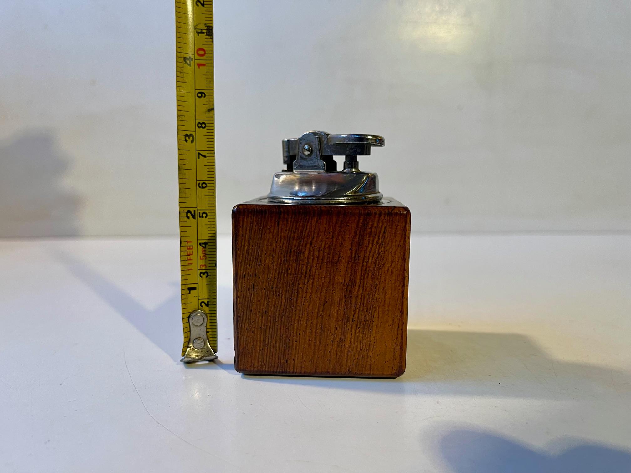 Encendedor de sobremesa cúbico escandinavo vintage de teca en Bueno estado para la venta en Esbjerg, DK