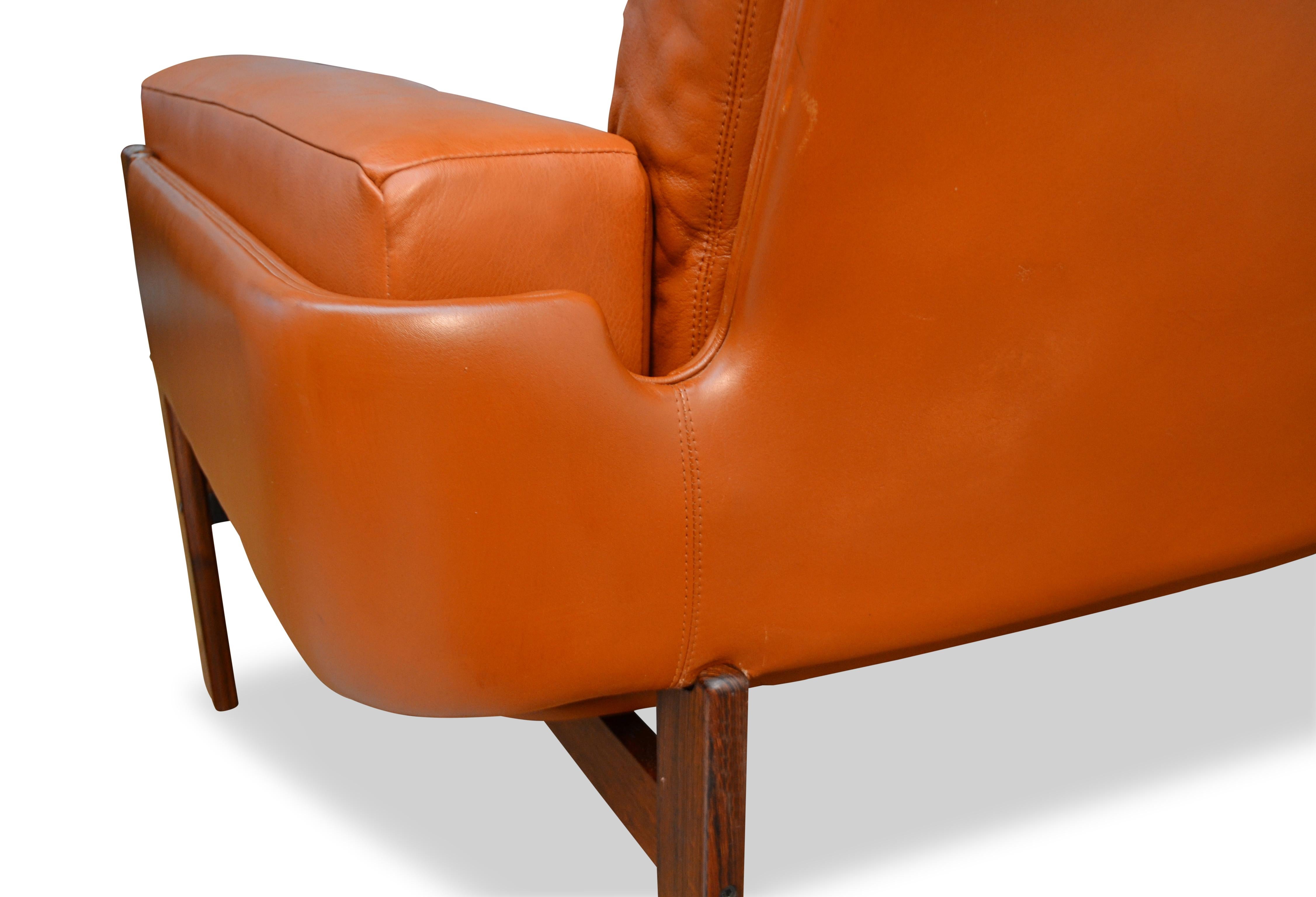 Vintage Scandinavian Design Sven Ivar Dysthe 4-Seater Leather Sofa In Good Condition In VENLO, LI