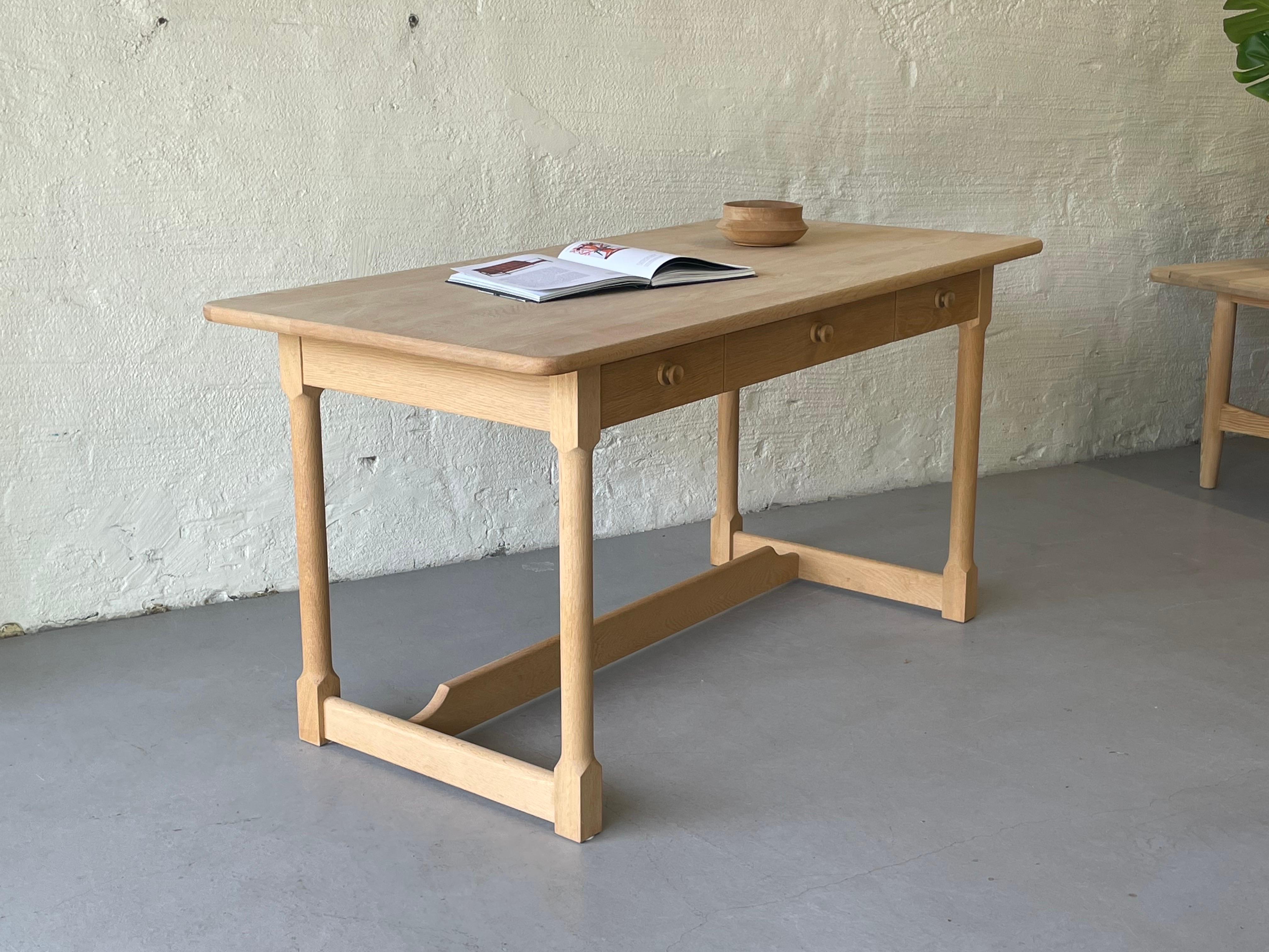 Mid-Century Modern Vintage Scandinavian Modern Desk in Solid Oak