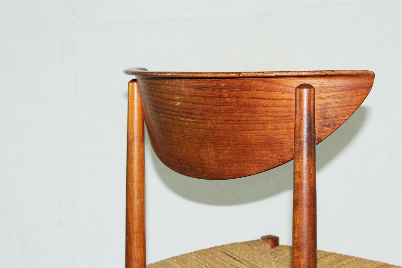 Vintage Scandinavian Dining Chair Teak Design by Peter Hvidt and Orla Mølgaard 3