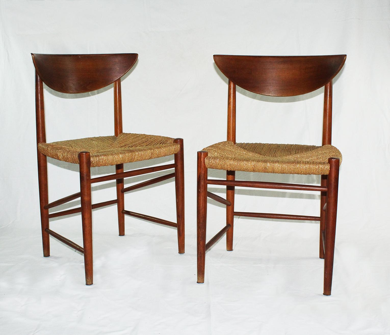 Danish Vintage Scandinavian Dining Chair Teak Design by Peter Hvidt and Orla Mølgaard