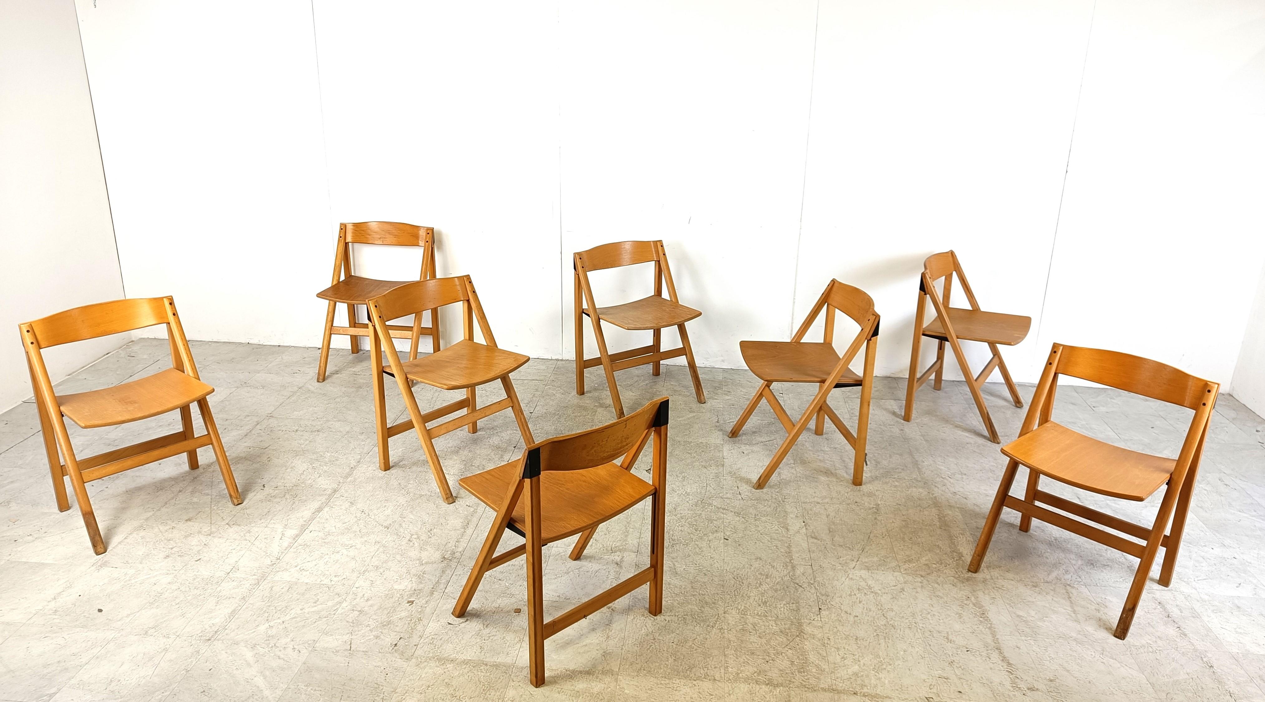 Vintage scandinavian folding chairs by Hyllinge Mobler, 1970s - set of 8 In Good Condition For Sale In HEVERLEE, BE