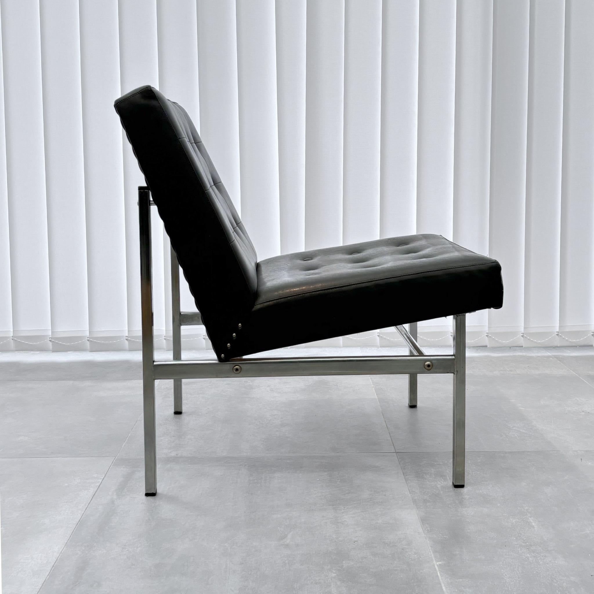 Acier Fauteuil de salon scandinave fonctionnel vintage, Suède, années 1960 en vente