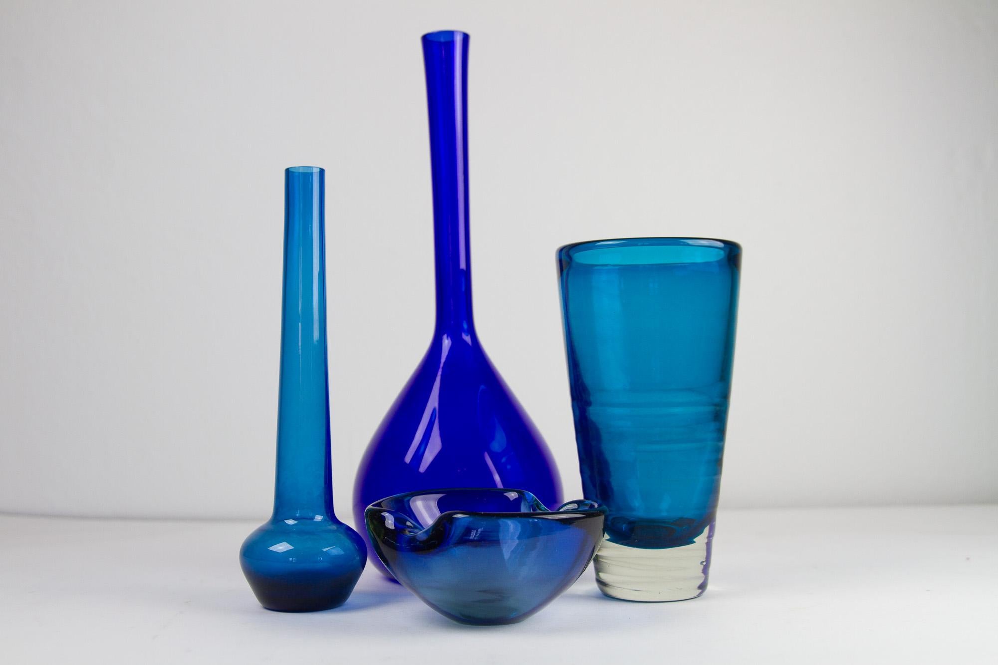 Vintage Scandinavian Glass, 1960s, Set of 8 For Sale 1