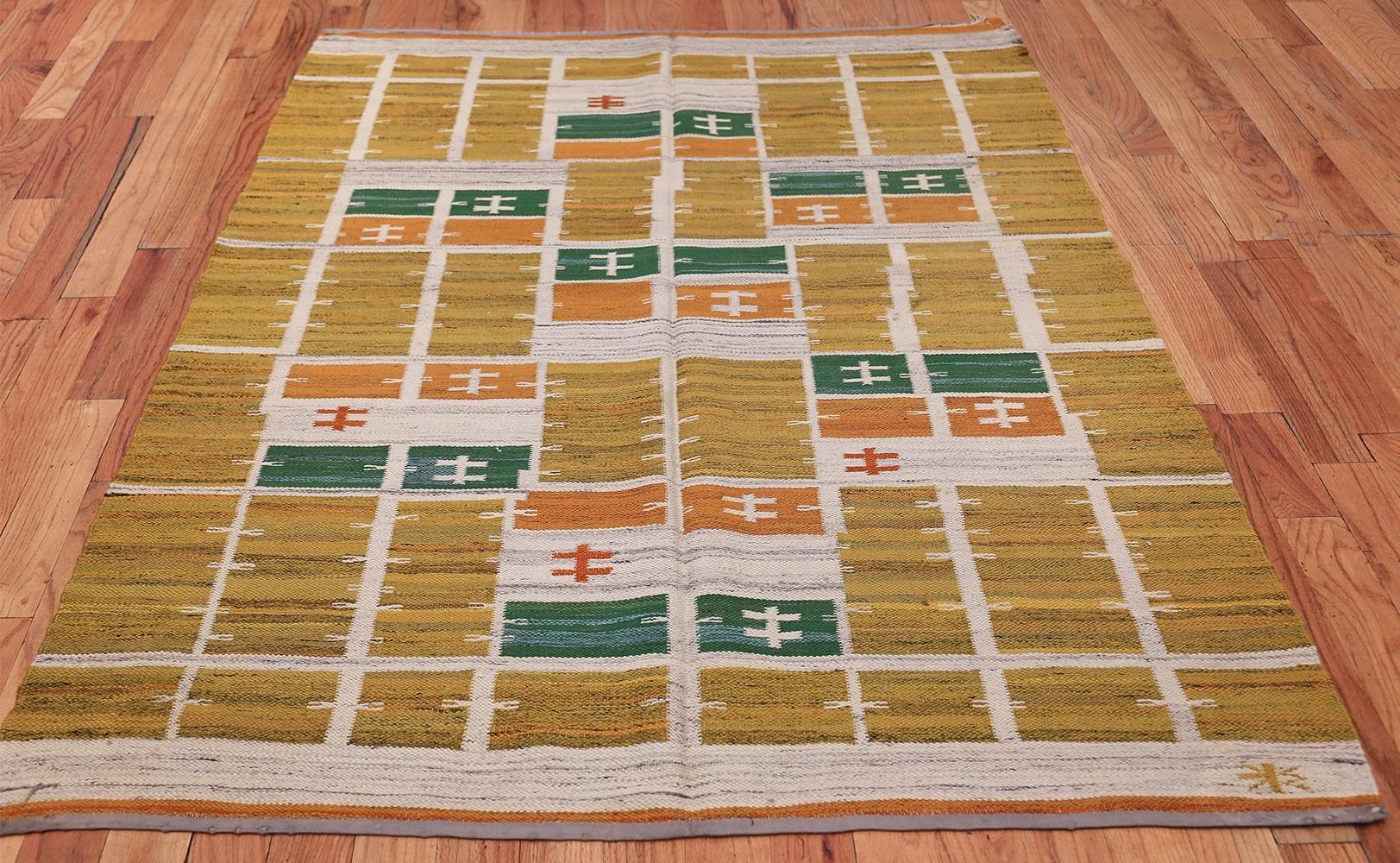 Wool Vintage Scandinavian Gold Rug. Size: 4 ft 8 in x 6 ft 7 in (1.42 m x 2.01 m)