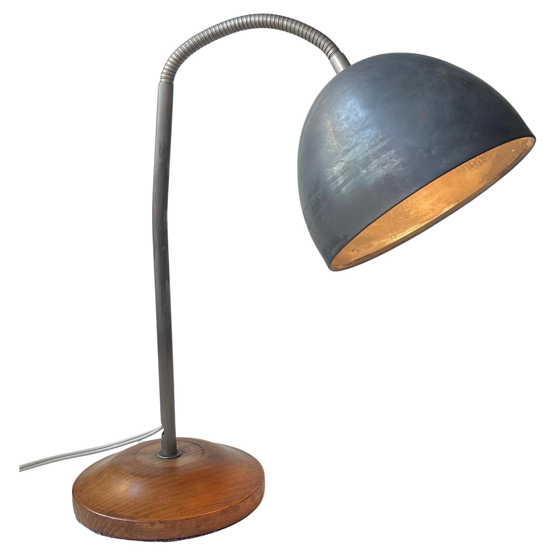 Vintage Scandinavian Industrial Table Lamp in Oak & Grey Steel, 1950s For Sale