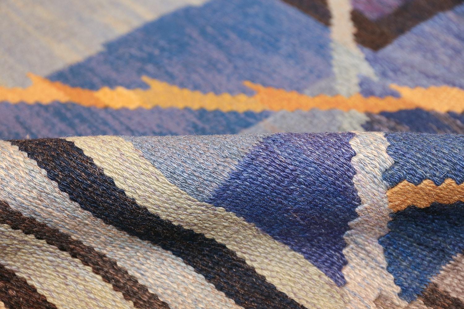 Wool Vintage Scandinavian Kilim Rug. 6 ft 5 in x 10 ft 2 in For Sale