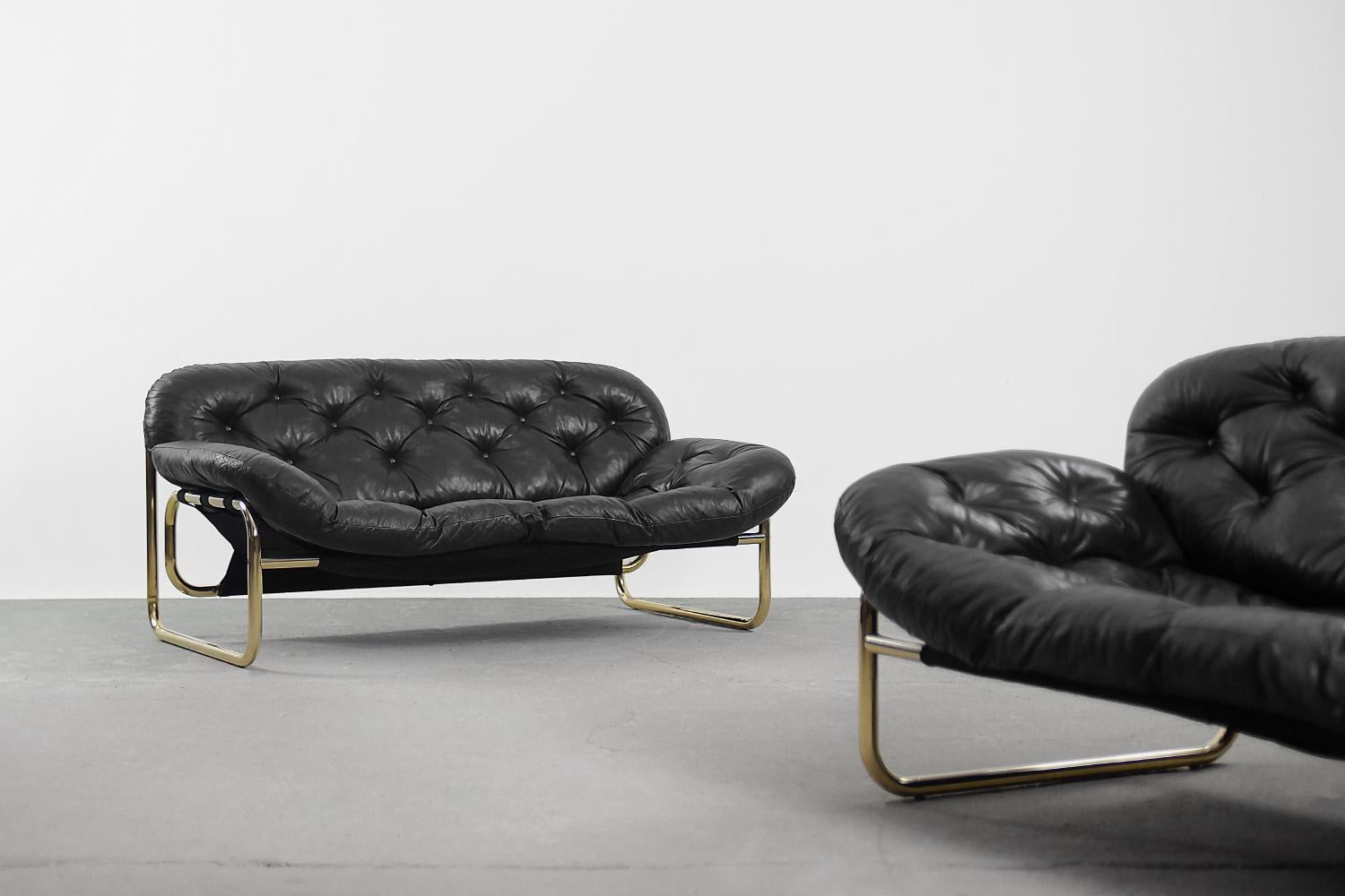 Vintage Scandinavian Leather Black Sofa by John-Bertil Häggström for Swed-Form For Sale 5