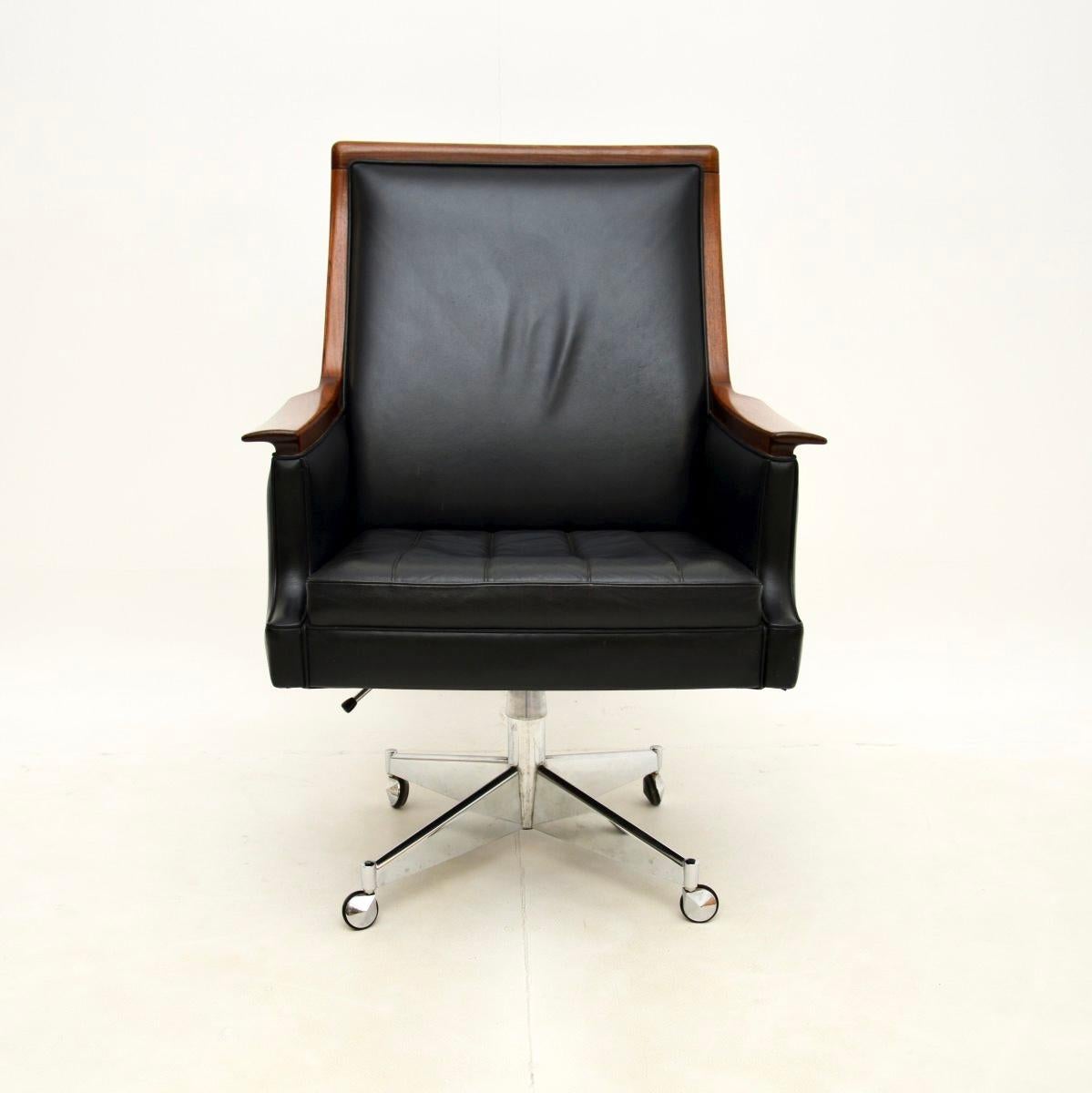 A stylish and extremely comfortable vintage Scandinavian leather swivel desk chair by Torbjorn Afdal. This was made in Norway by Bruksbo, it dates from around the 1960’s.

This model is called the ‘Minerva’ chair, the quality is outstanding. The