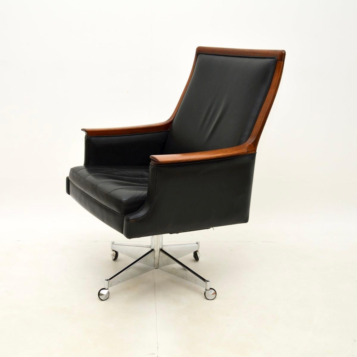 Norwegian Vintage Scandinavian Leather Swivel Desk Chair by Torbjorn Afdal