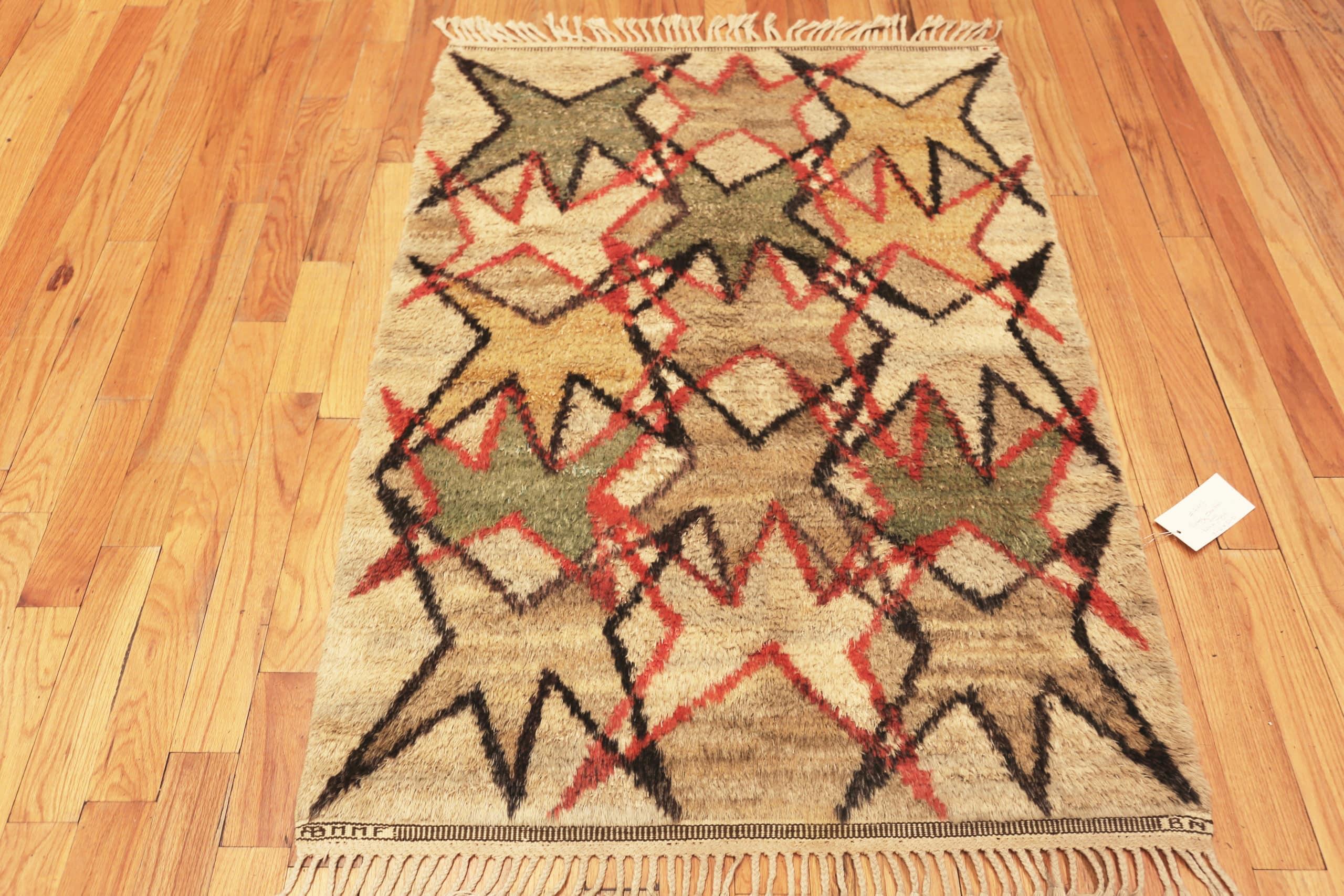Vintage Scandinavian Marta Maas Barbro Nilsson Rug. Size:  3 ft 6 in x 5 ft  In Good Condition In New York, NY