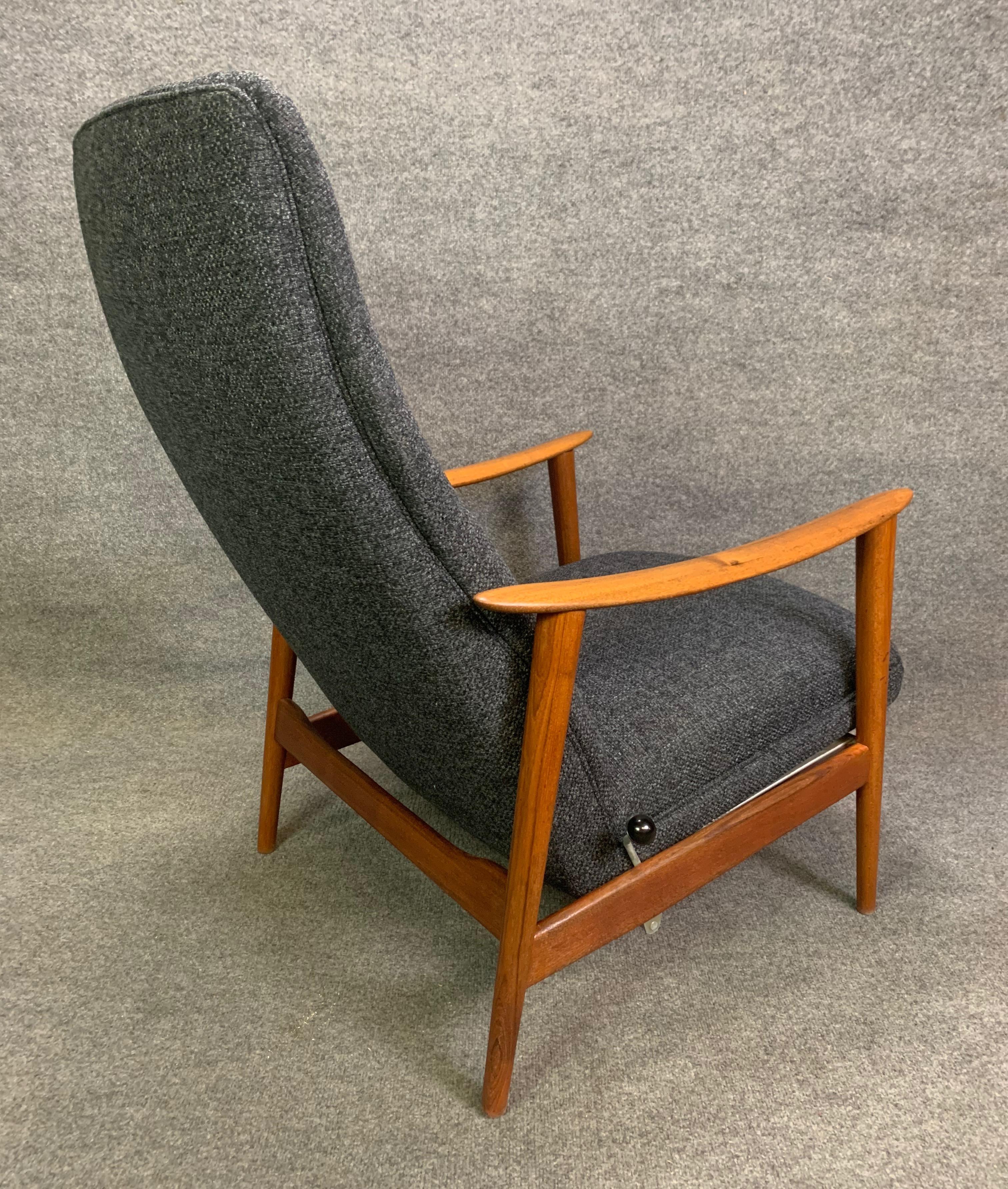 Scandinavian Modern Vintage Scandinavian Midcentury Lounge Chair & Ottoman by Arnt Lande & Westnofa For Sale