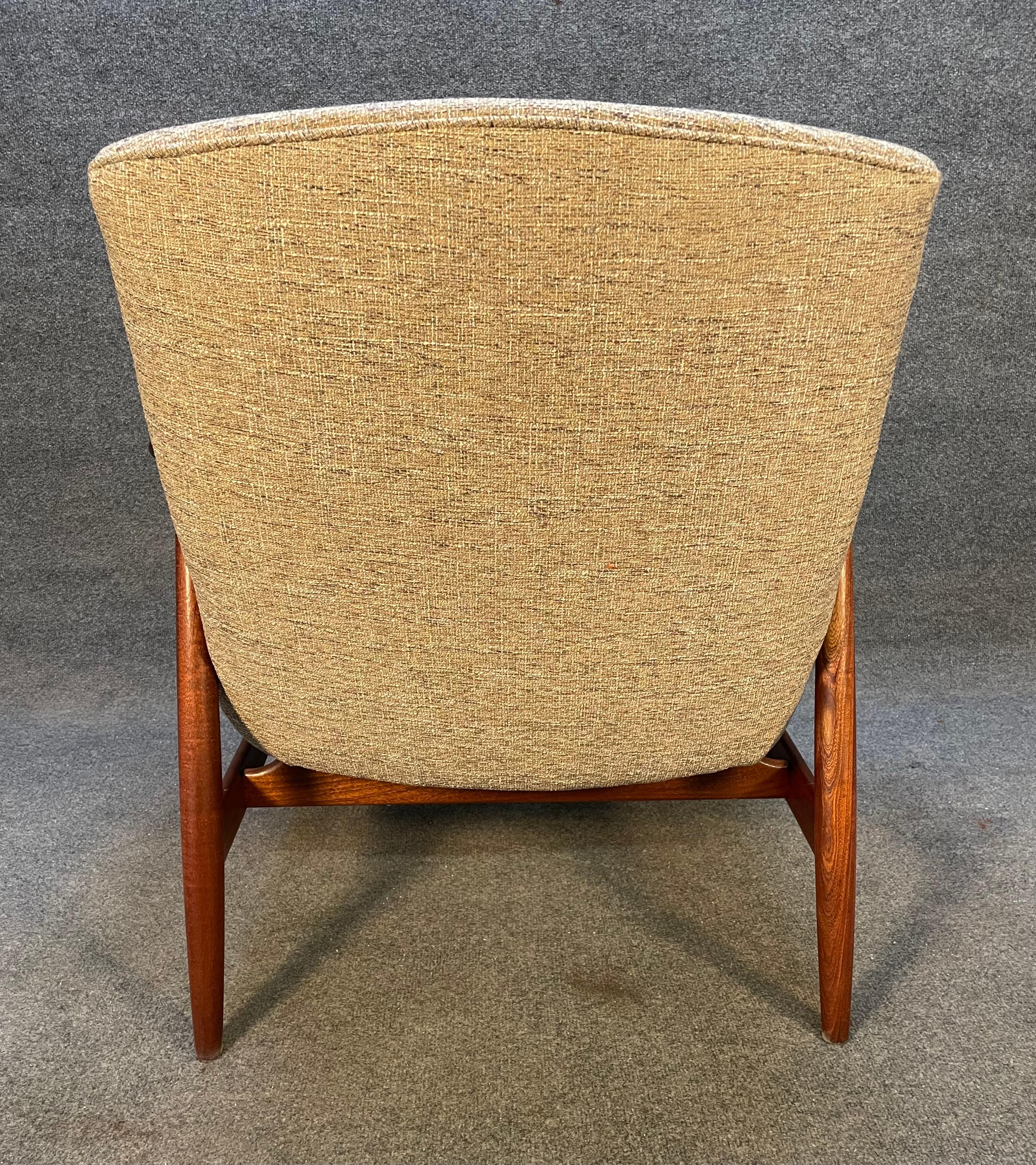 Mid-20th Century Vintage Scandinavian Mid-Century Modern Lounge Chair by Gerhard Berg for Vatne