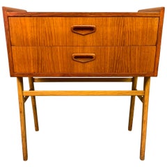 Vintage Scandinavian Mid-Century Modern Teak and Oak End Table, Nightstand