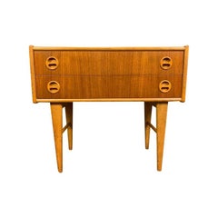 Vintage Scandinavian Mid-Century Modern Teak and Oak Entry Chest, Night Stand Vintage Scandinavian Mid-Century Modern Teak and Oak Entry Chest, Night Stand