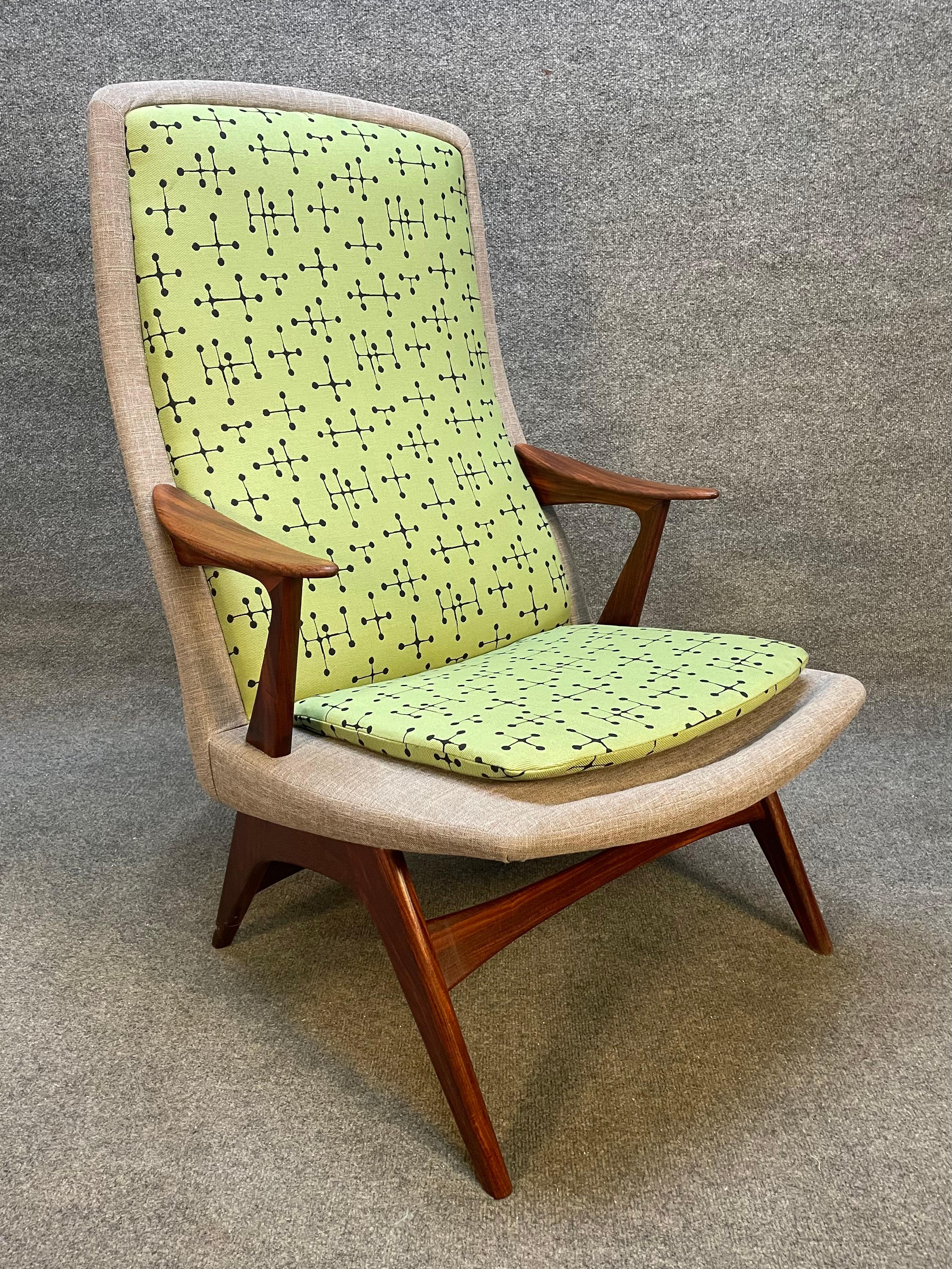 Woodwork Vintage Scandinavian Mid-Century Modern Teak Lounge Chair by Hjelle Mobelfabrik For Sale