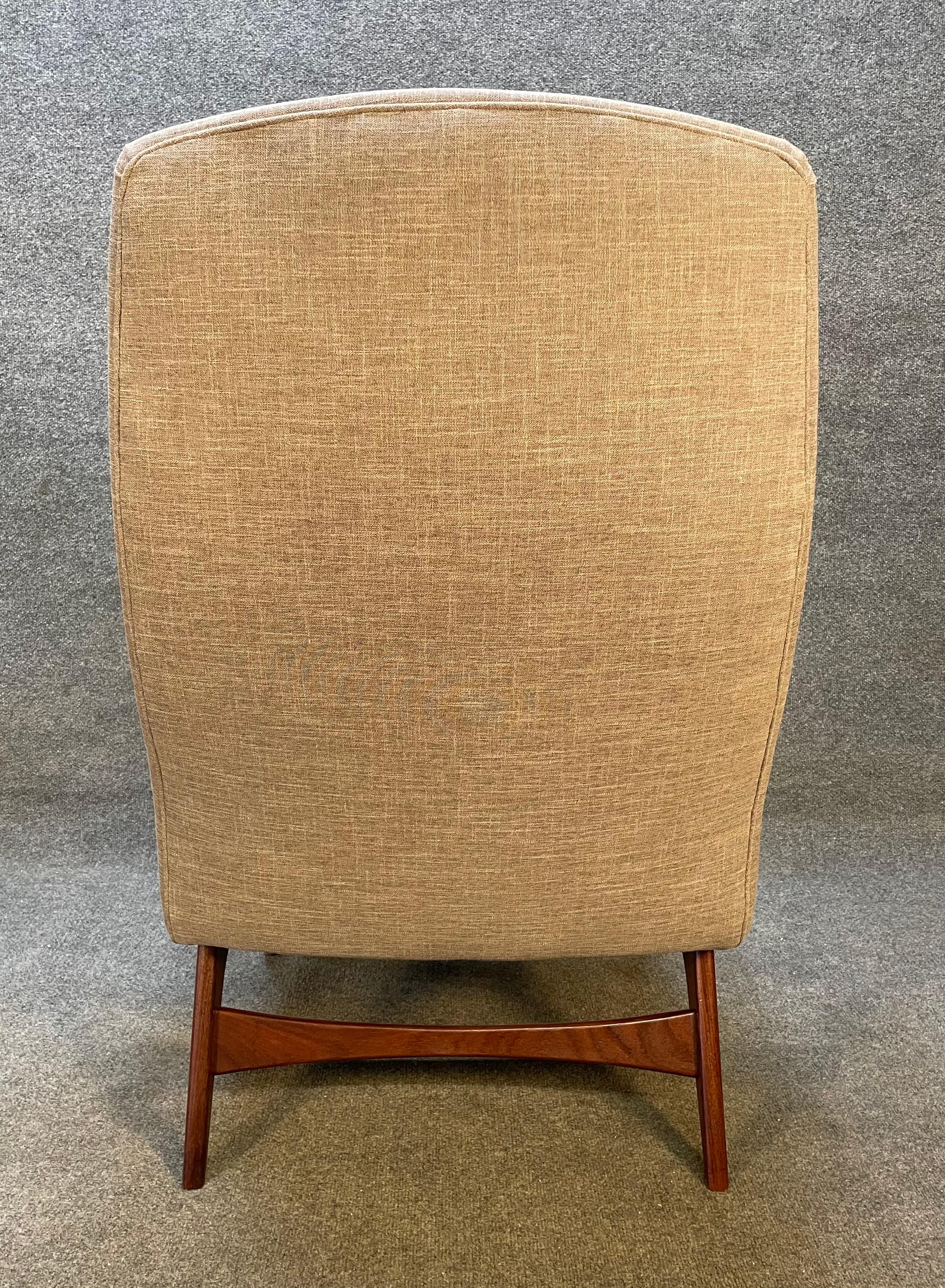 Mid-20th Century Vintage Scandinavian Mid-Century Modern Teak Lounge Chair by Hjelle Mobelfabrik For Sale