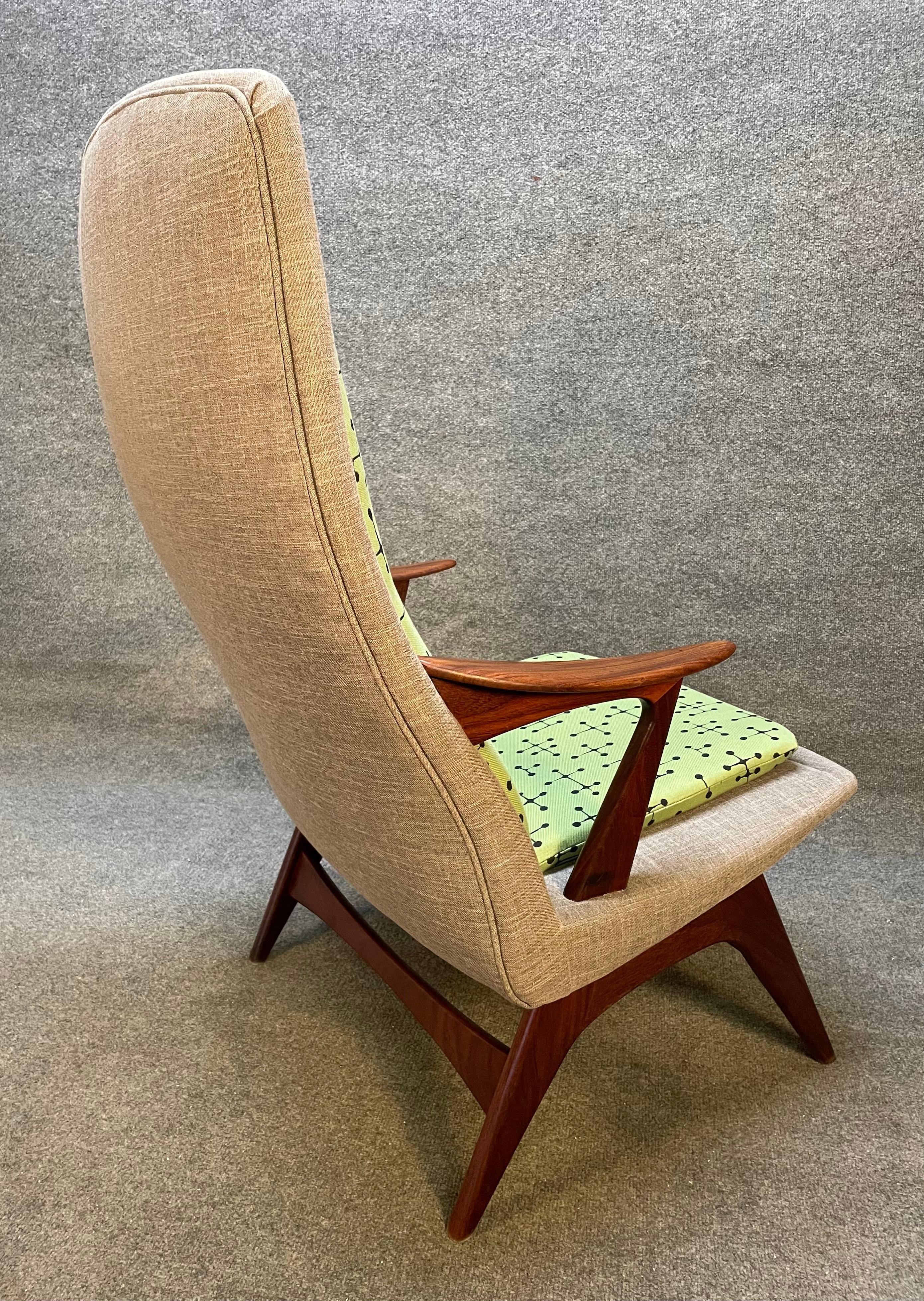 Vintage Scandinavian Mid-Century Modern Teak Lounge Chair by Hjelle Mobelfabrik For Sale 2