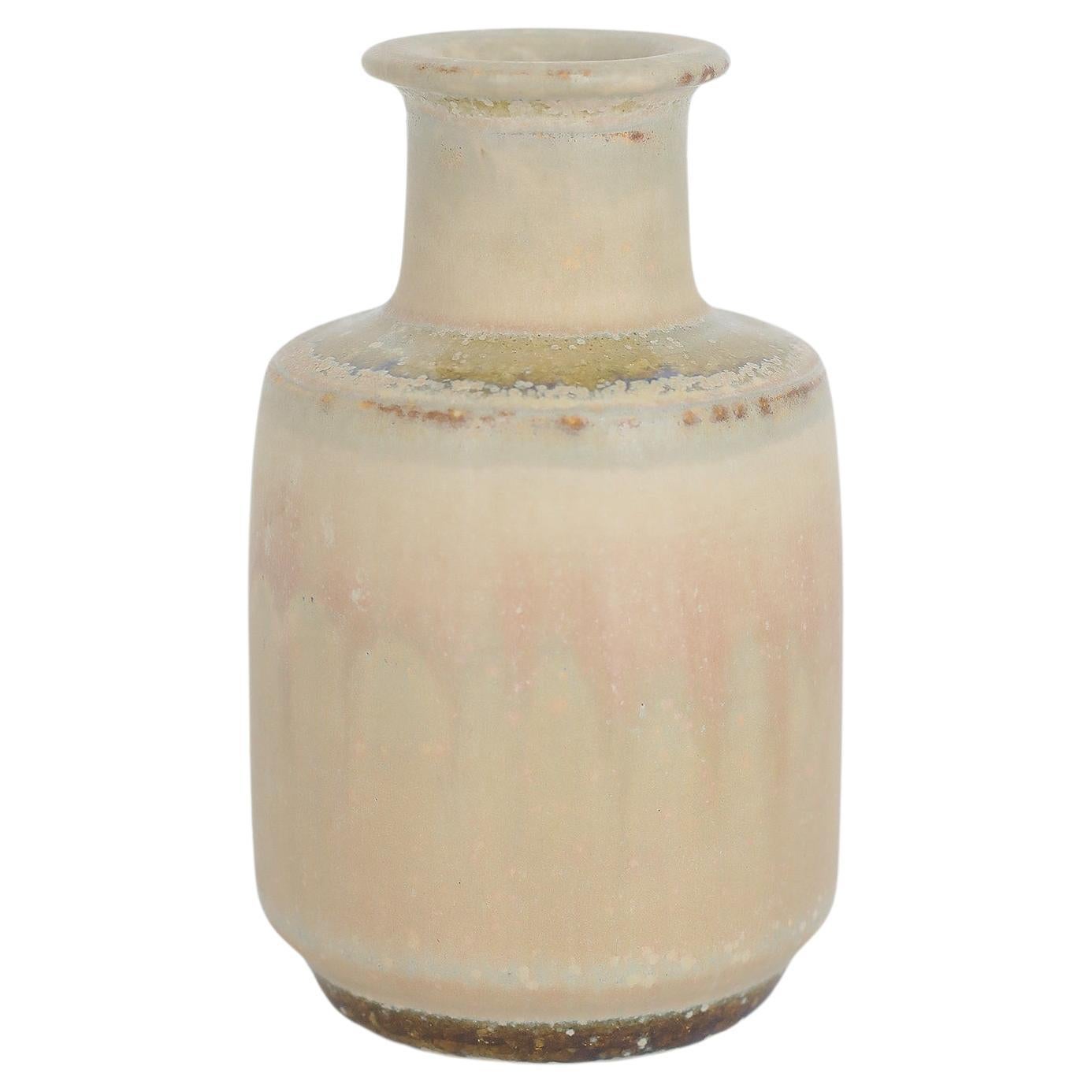 Vintage Scandinavian Modern Collectible Small Sand Stoneware Vase byGunnar Borg  For Sale