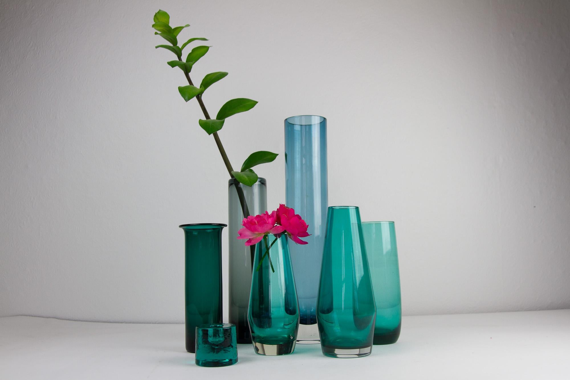 Vintage Scandinavian Modern Green Glass Vases, 1960s, Set of 7 For Sale 4