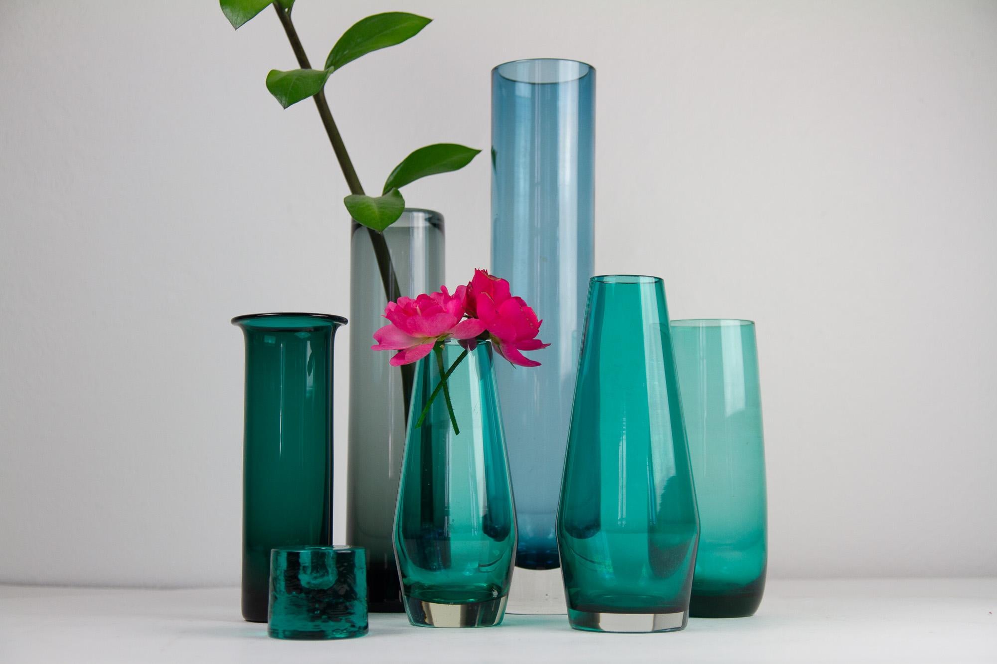 Vintage Scandinavian Modern Green Glass Vases, 1960s, Set of 7 For Sale 8