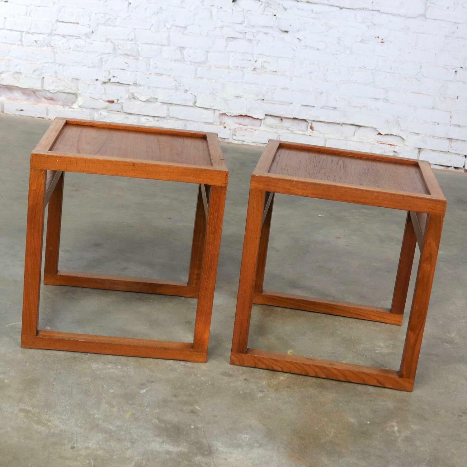 20th Century Vintage Scandinavian Modern Pair of Square Open Cube Side Tables in Teak