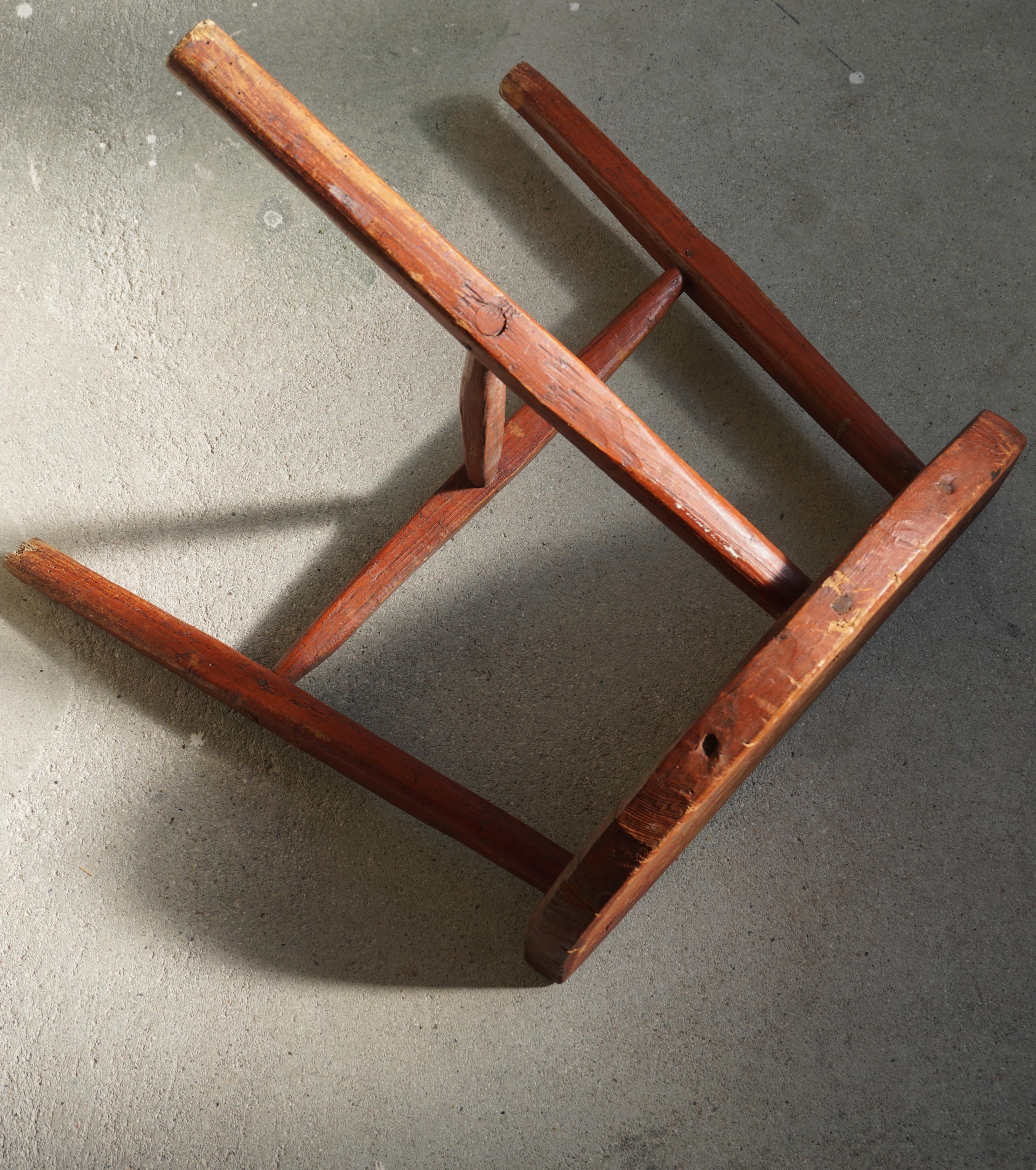 Vintage Scandinavian Modern Solid Wooden Stool In Good Condition In Odense, DK