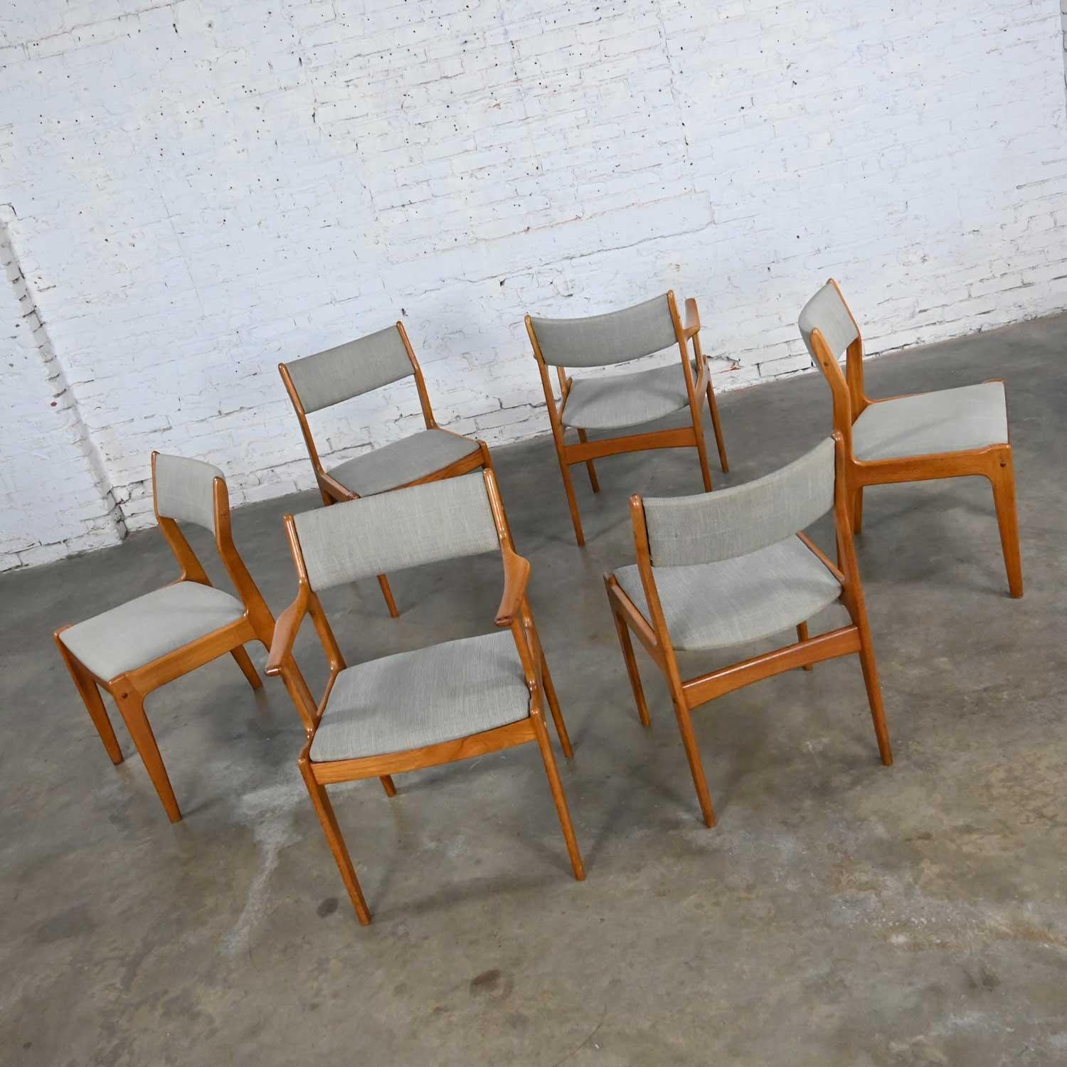 Vintage Scandinavian Modern Teak & Grey Fabric Dining Chairs 2 Arm 4 Side Set 6 For Sale 1
