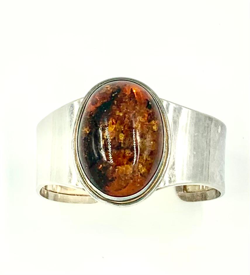 Brazalete escandinavo modernista vintage de ámbar natural y plata de ley en venta 6