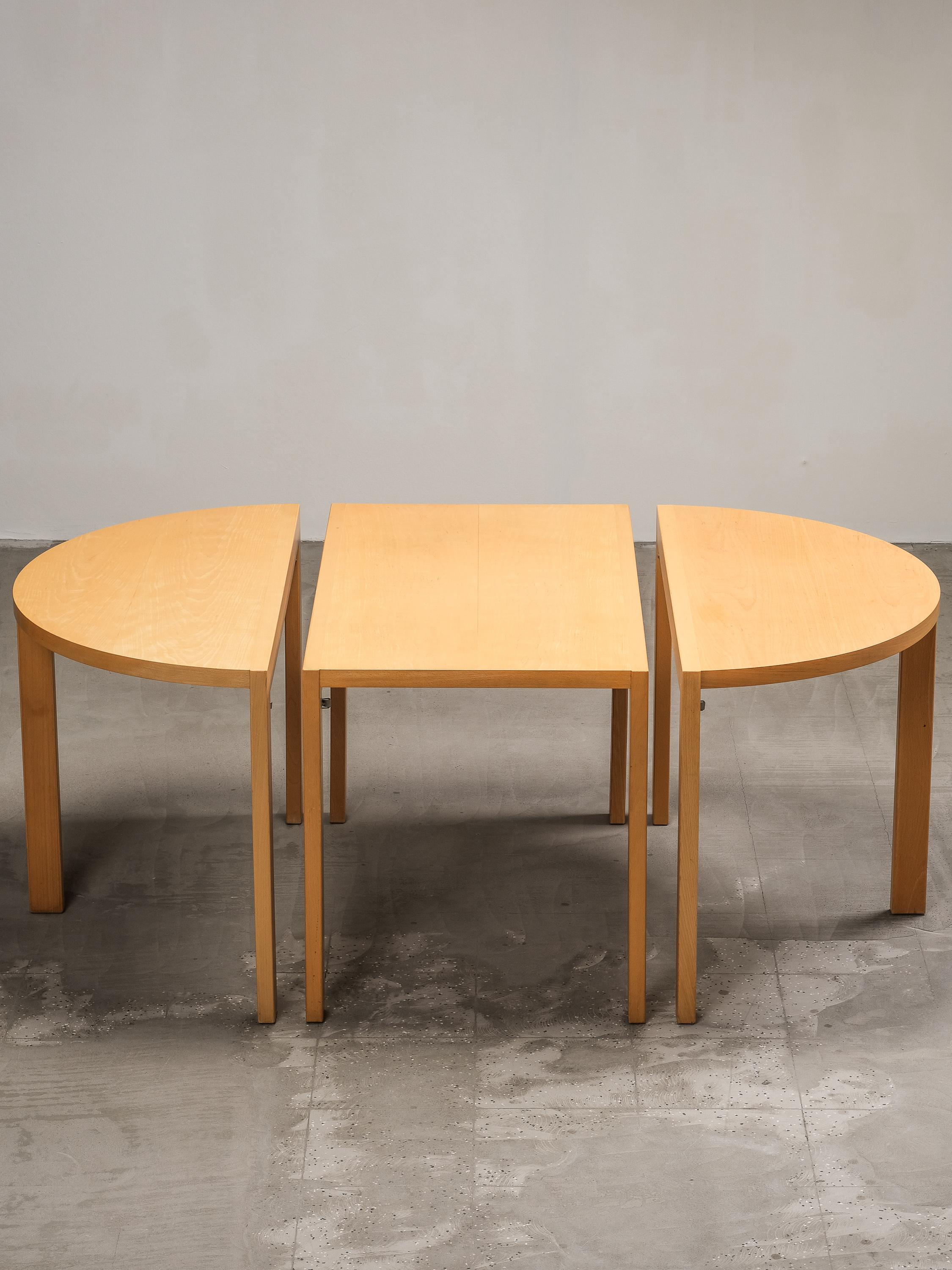 Table de salle à manger module scandinave vintage en frêne en vente 4