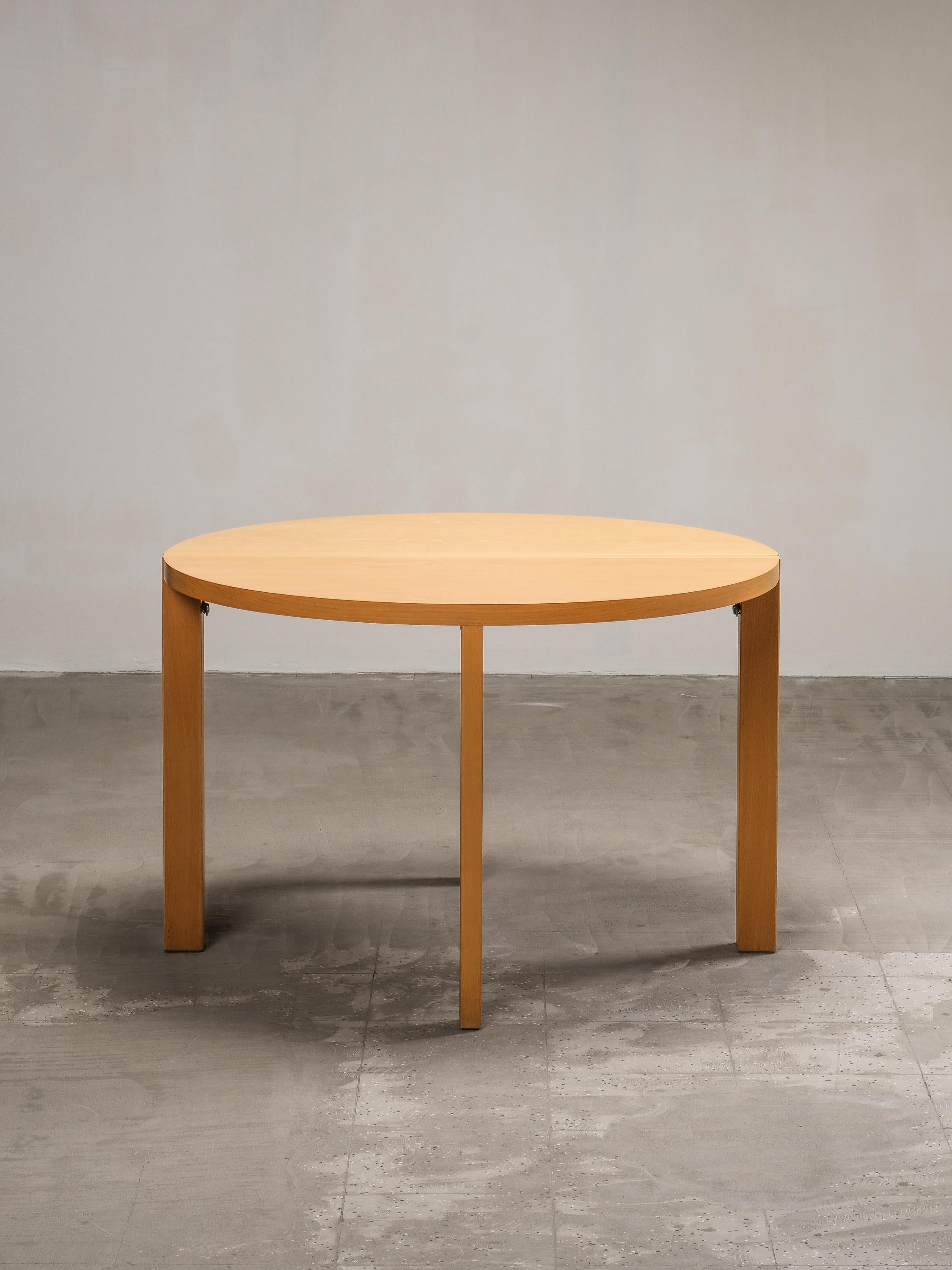 Table de salle à manger module scandinave vintage en frêne en vente 5
