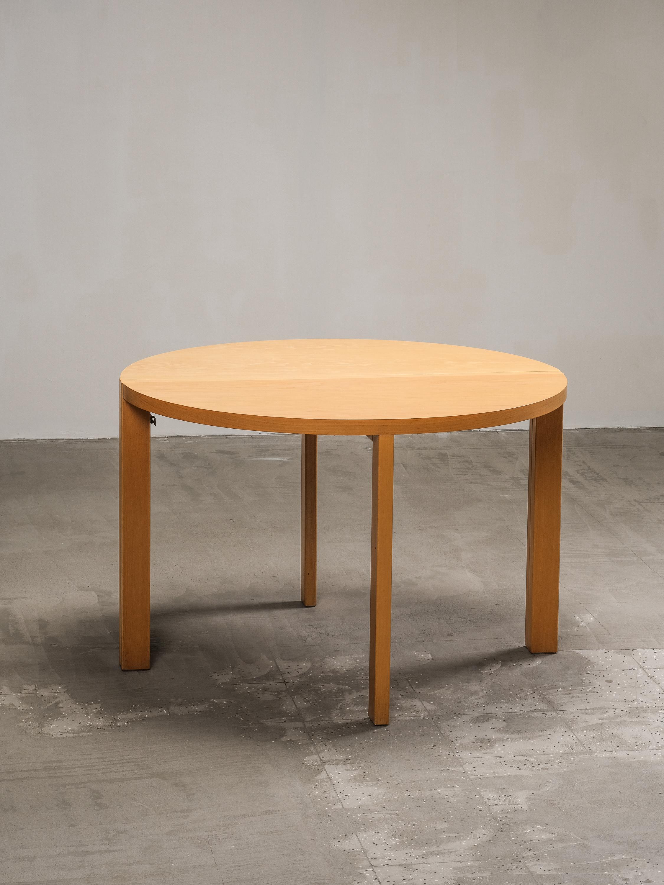 Table de salle à manger module scandinave vintage en frêne en vente 6