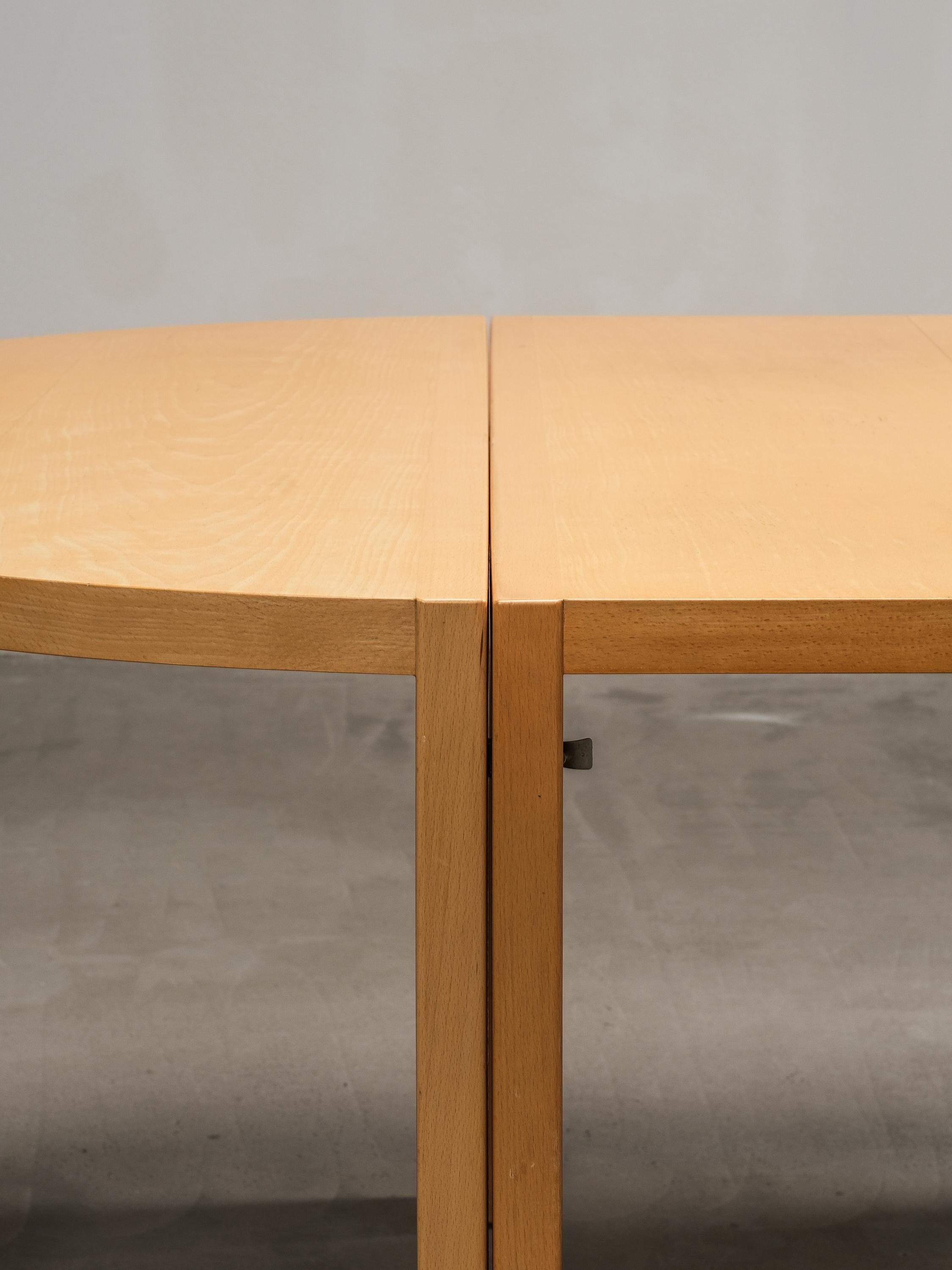 Table de salle à manger module scandinave vintage en frêne en vente 1