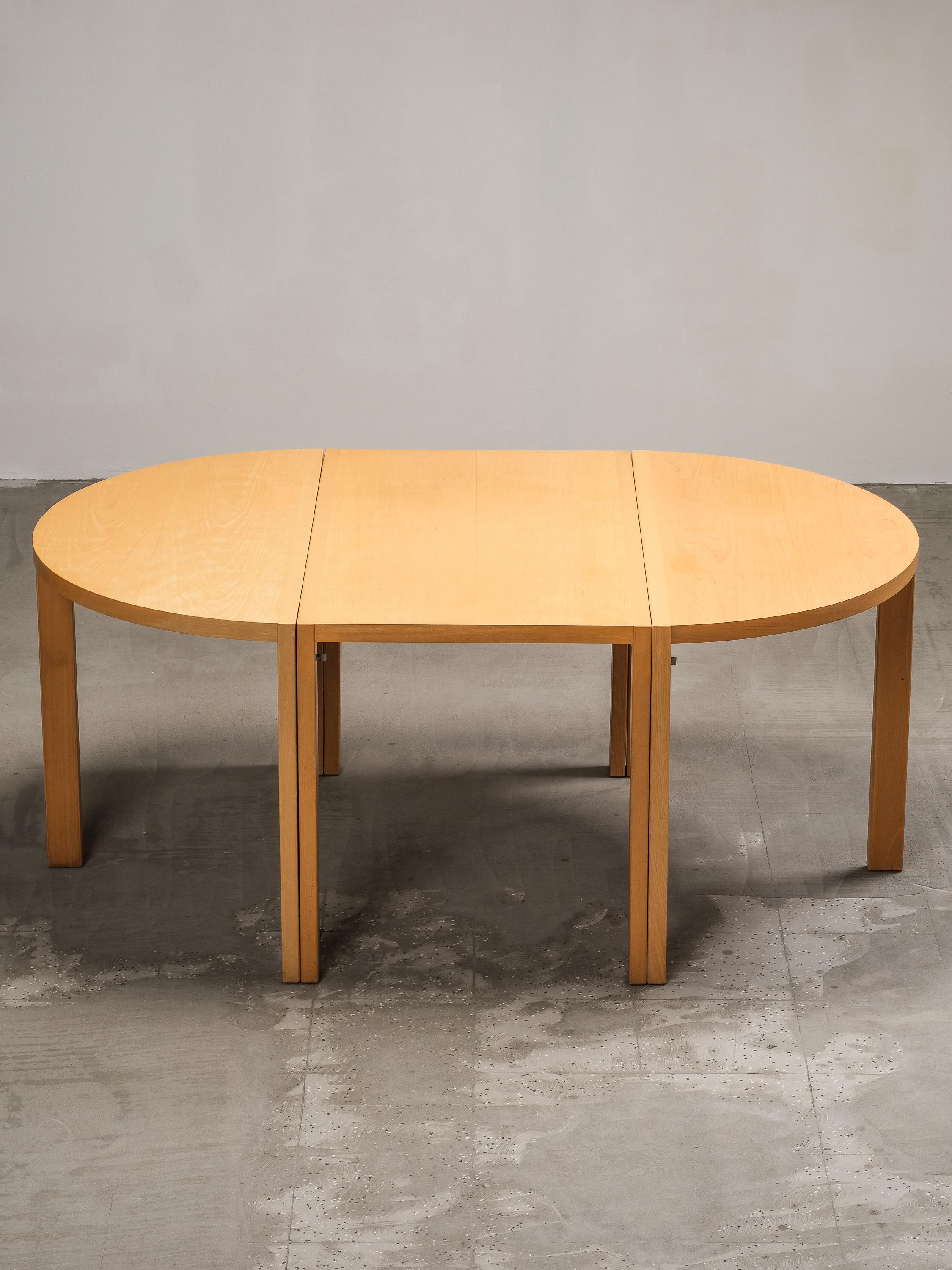 Table de salle à manger module scandinave vintage en frêne en vente 2