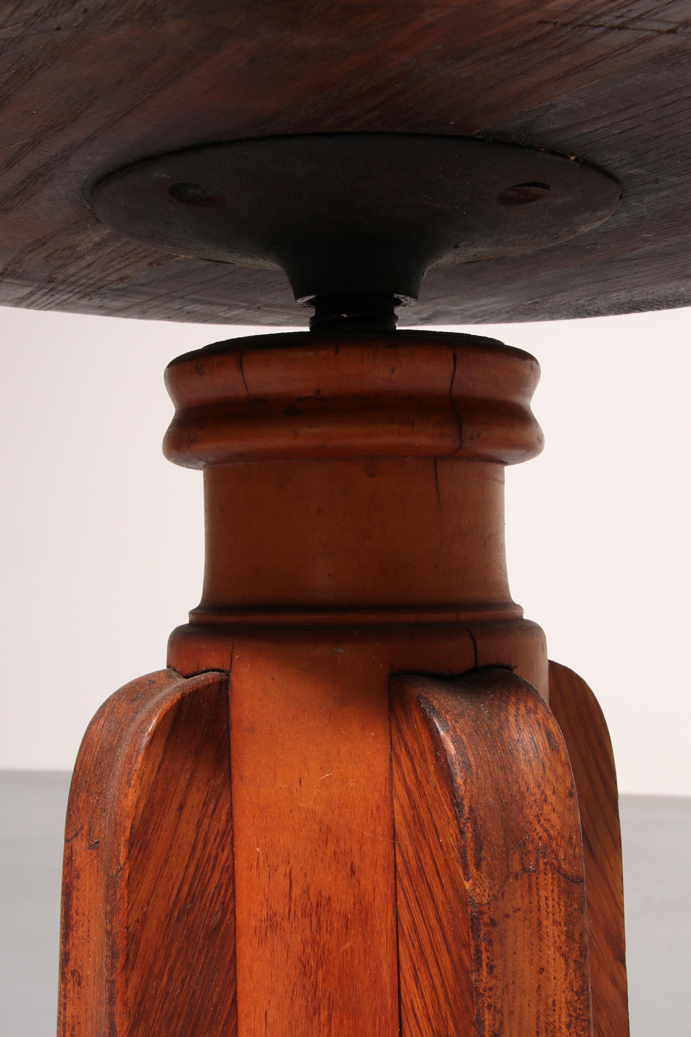 Sgabello scandinavo vintage per pianoforte del 1900 in legno massiccio di Beeche in vendita 3