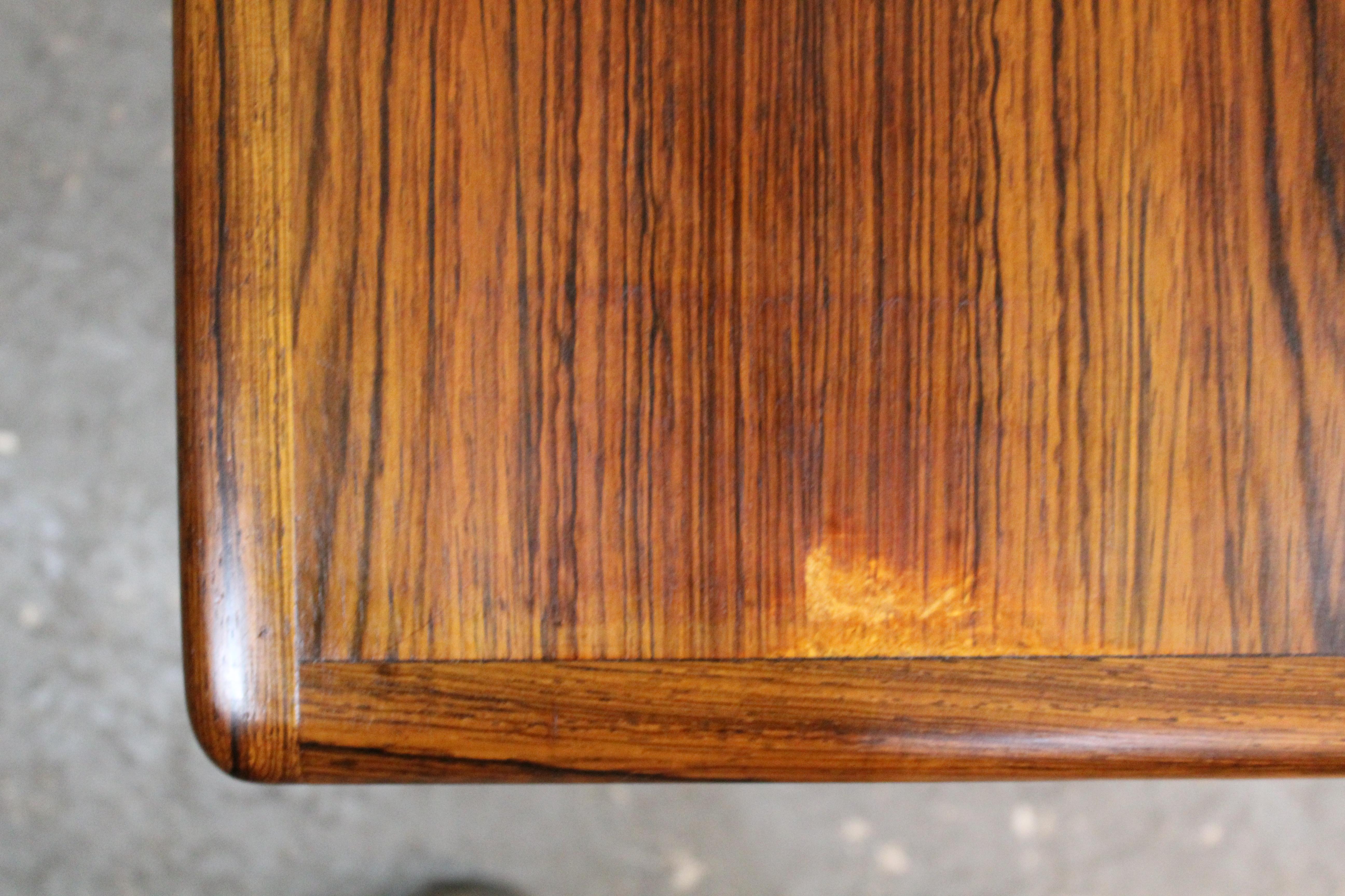 Table de cocktail scandinave vintage à deux niveaux en vente 3