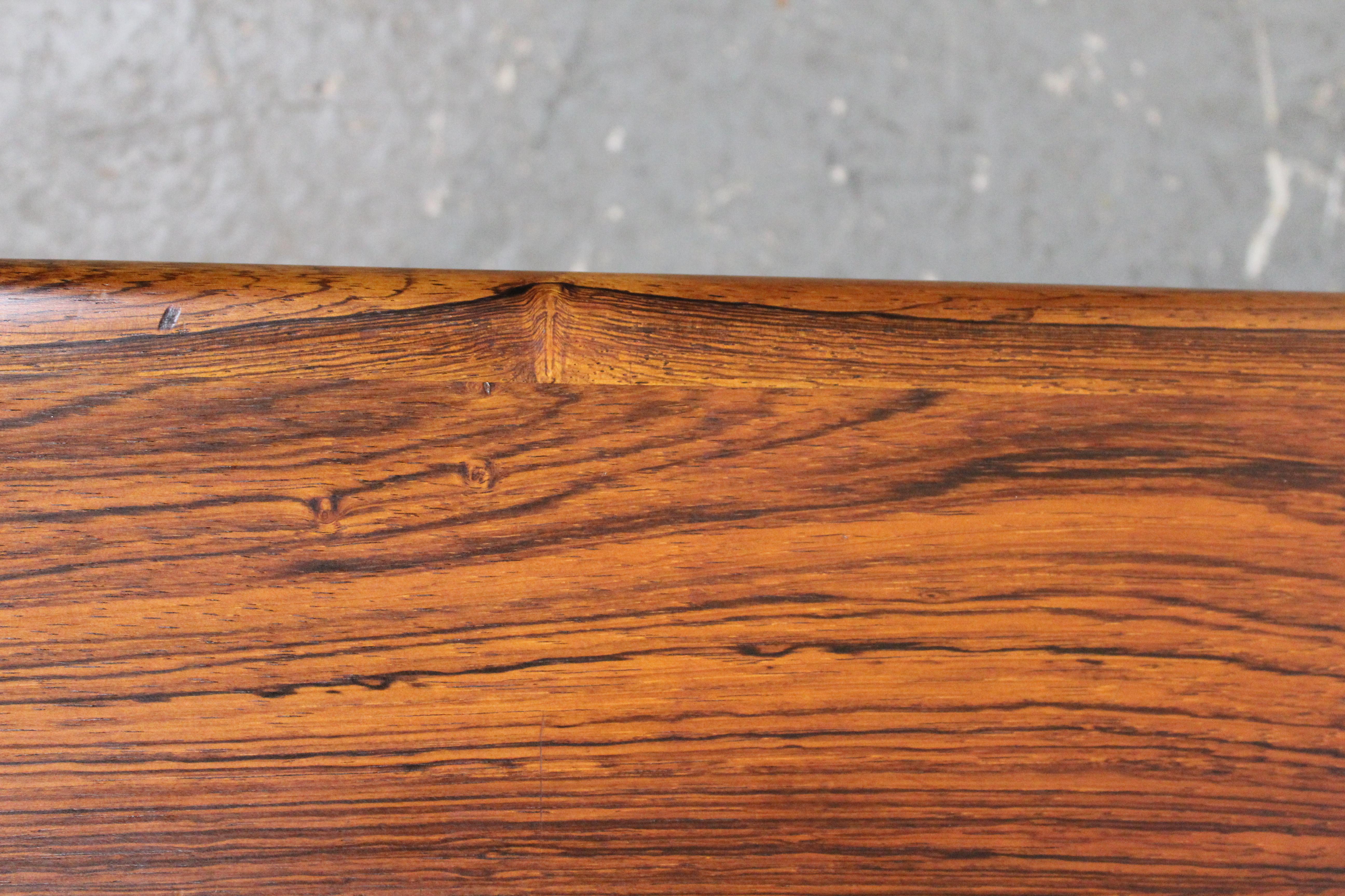 Table de cocktail scandinave vintage à deux niveaux en vente 8