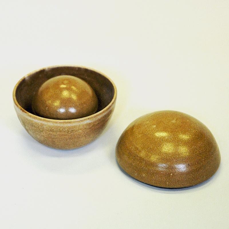 Vintage Scandinavian set of three ceramic lid boxes, 1950s In Good Condition In Stockholm, SE