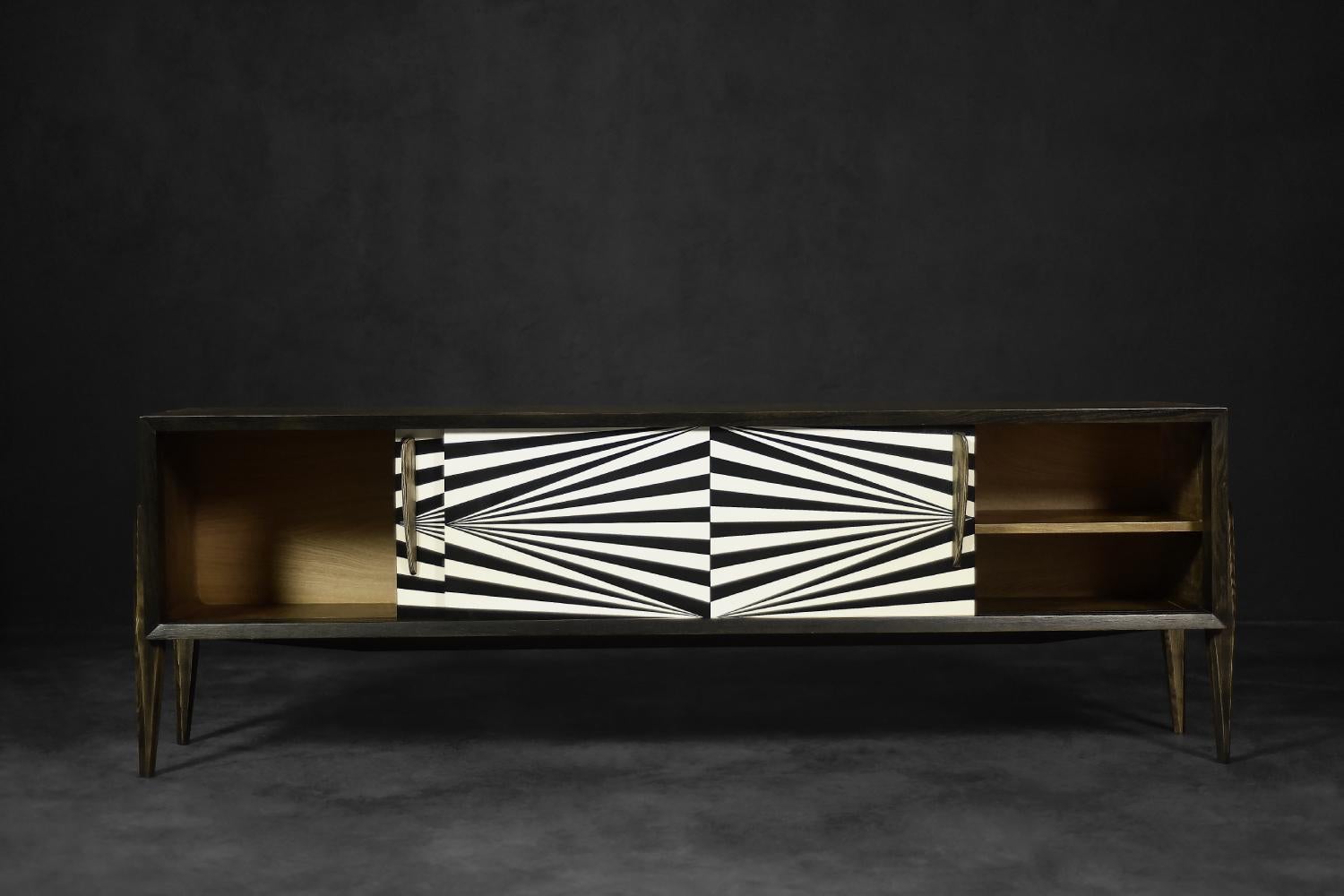 Vintage Scandinavian Sideboard in Birch with Hand-Painted Op-Art Pattern, 1960s In Good Condition For Sale In Warszawa, Mazowieckie