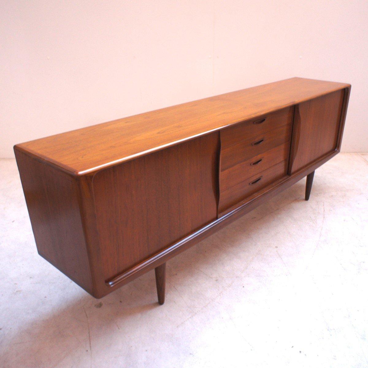 Mid-Century Modern Vintage Scandinavian Sideboard in Teak, Hw Klein for Bramin