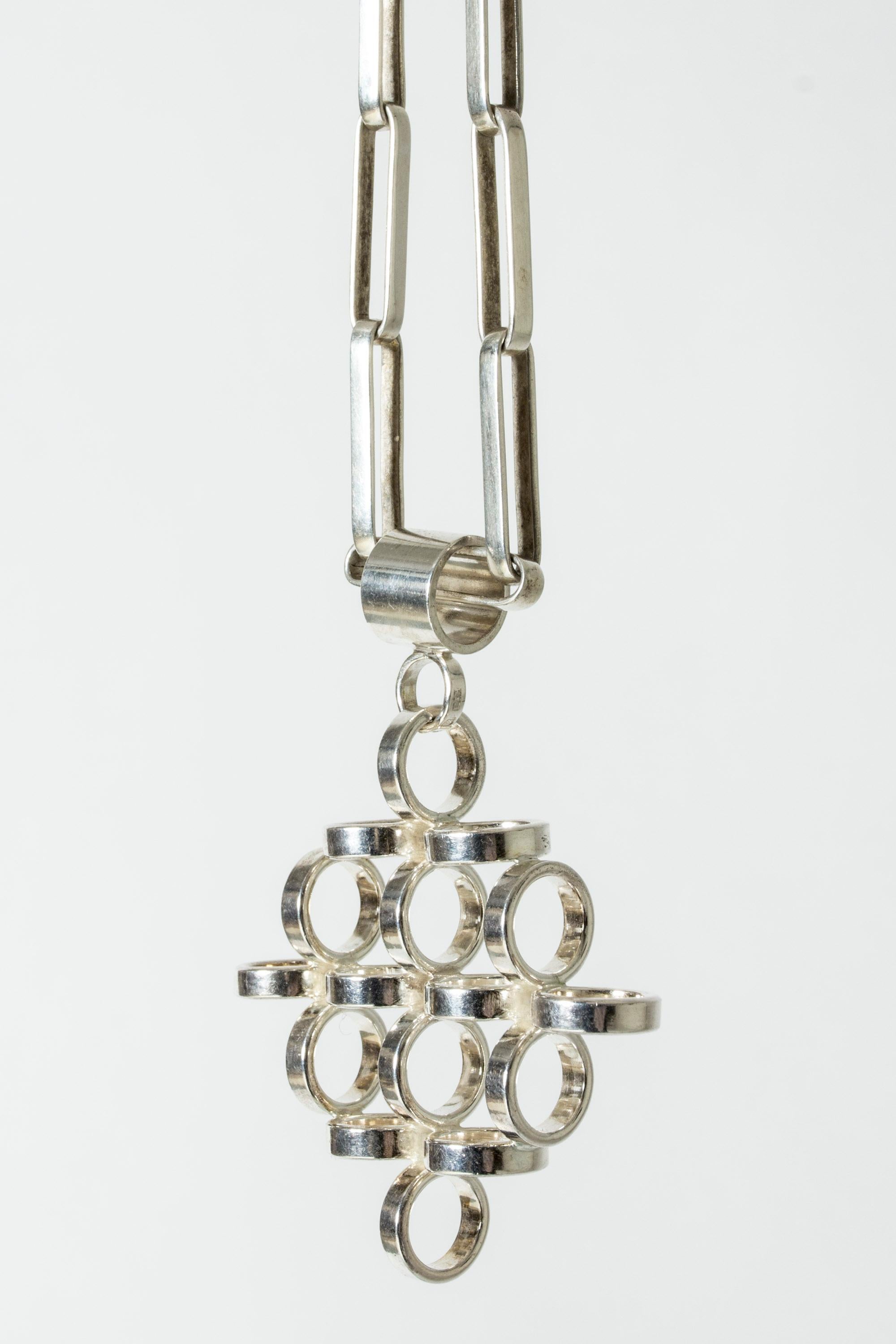 Vintage Scandinavian silver pendant and chain by Cecilia Johansson, 1958 + 1976 In Good Condition For Sale In Stockholm, SE