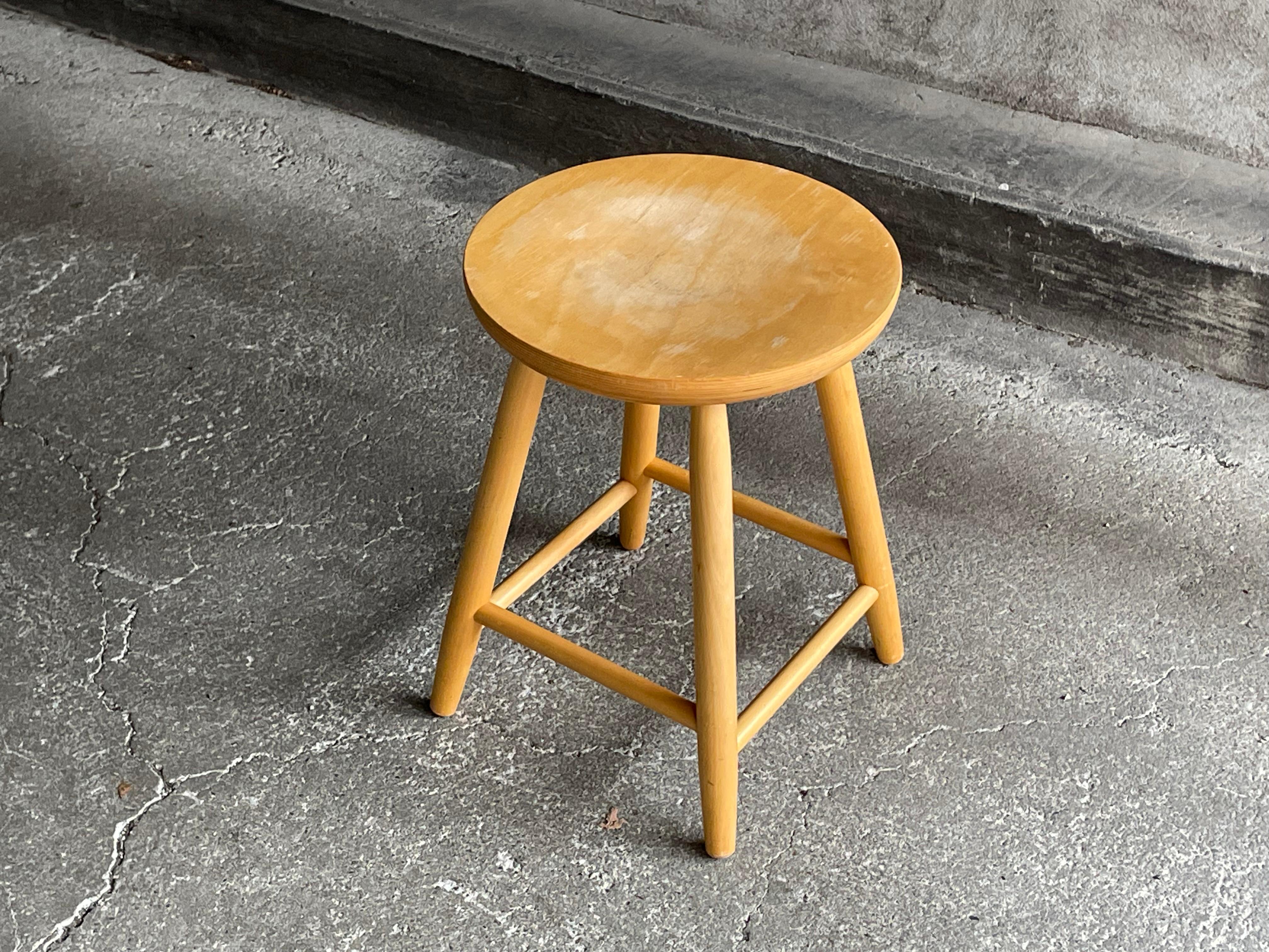 Vintage Scandinavian stool, 1960s In Good Condition In GRENOBLE, FR