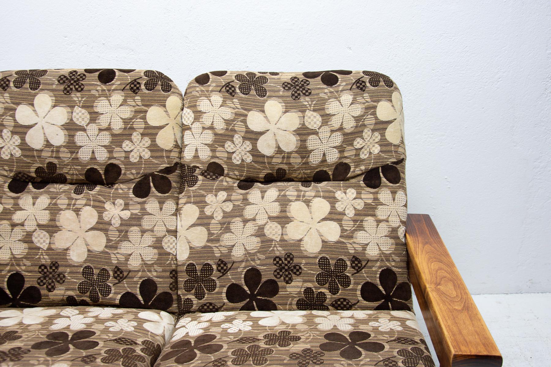 Vintage Scandinavian Style Sofa, 1980´s For Sale 2
