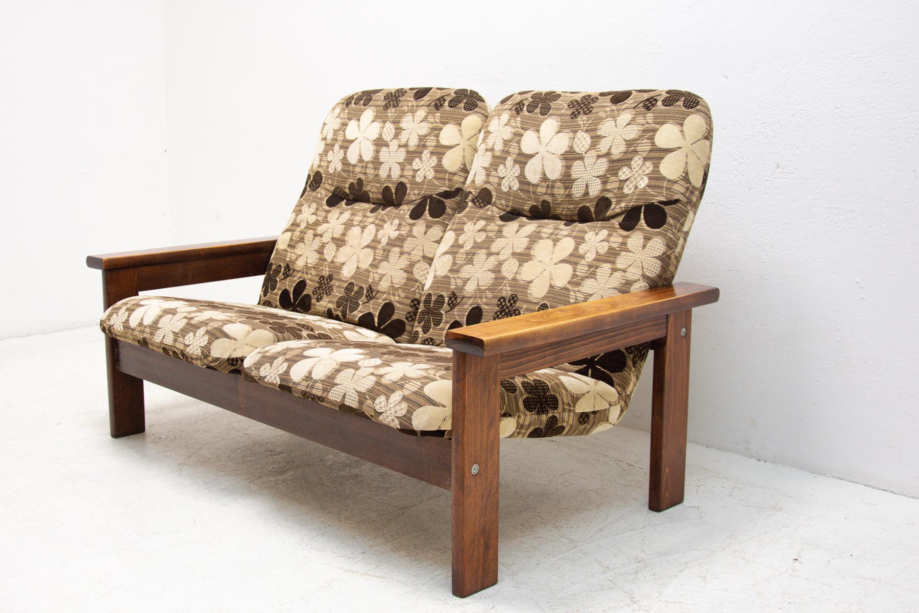 Czech Vintage Scandinavian Style Sofa, 1980´s For Sale