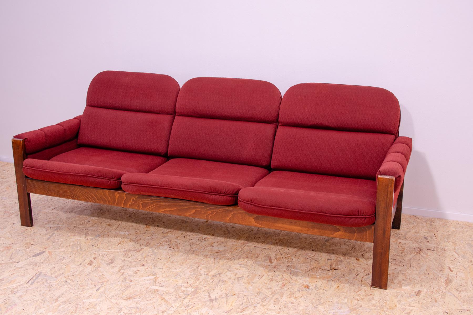 Canapé de salon trois places vintage de style scandinave, années 1970 en vente 1
