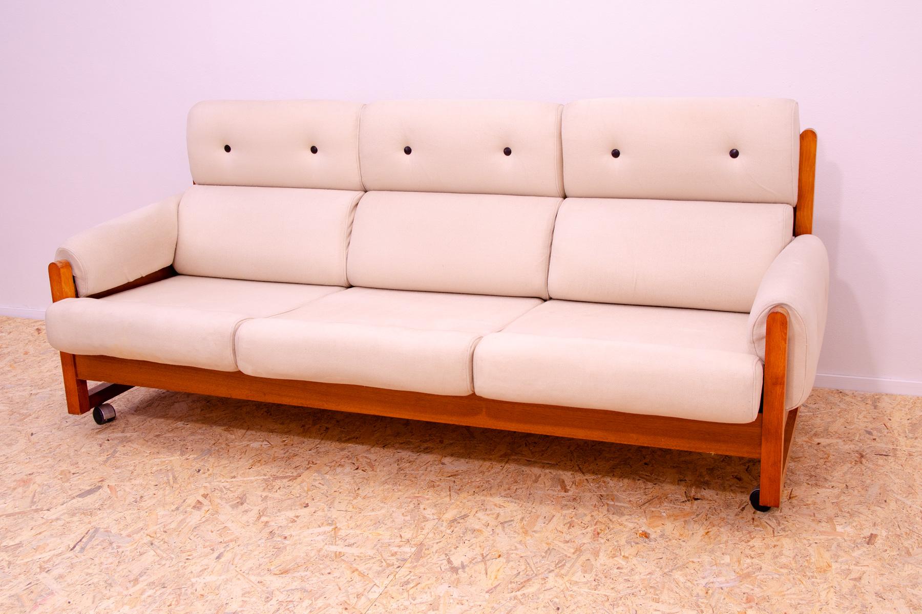 20th Century Vintage Scandinavian style three seater sofa, 1970´s For Sale