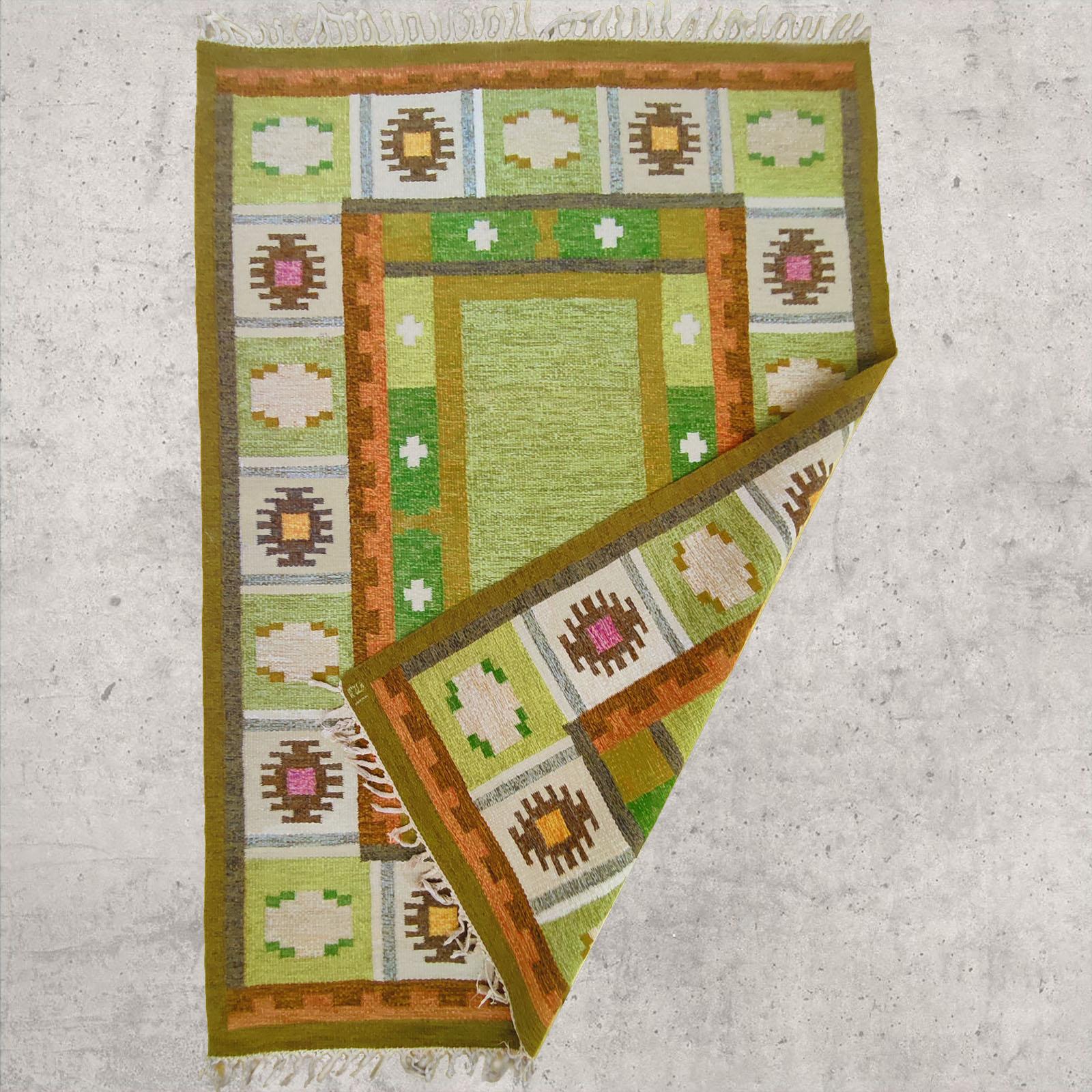 Mid-20th Century Vintage Scandinavian Swedish Kilim Rug