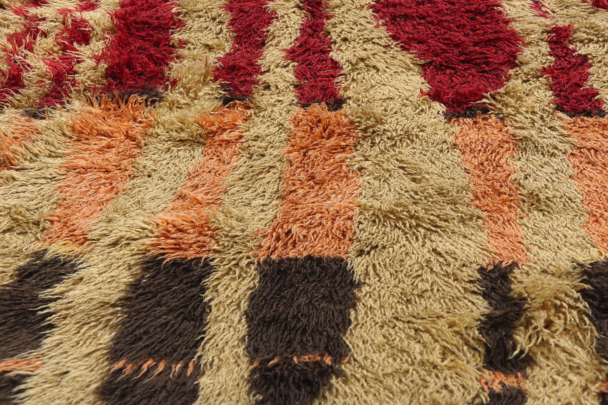Vintage Scandinavian Swedish Rya Carpet, 05'10 x 08'00 In Good Condition For Sale In Dallas, TX