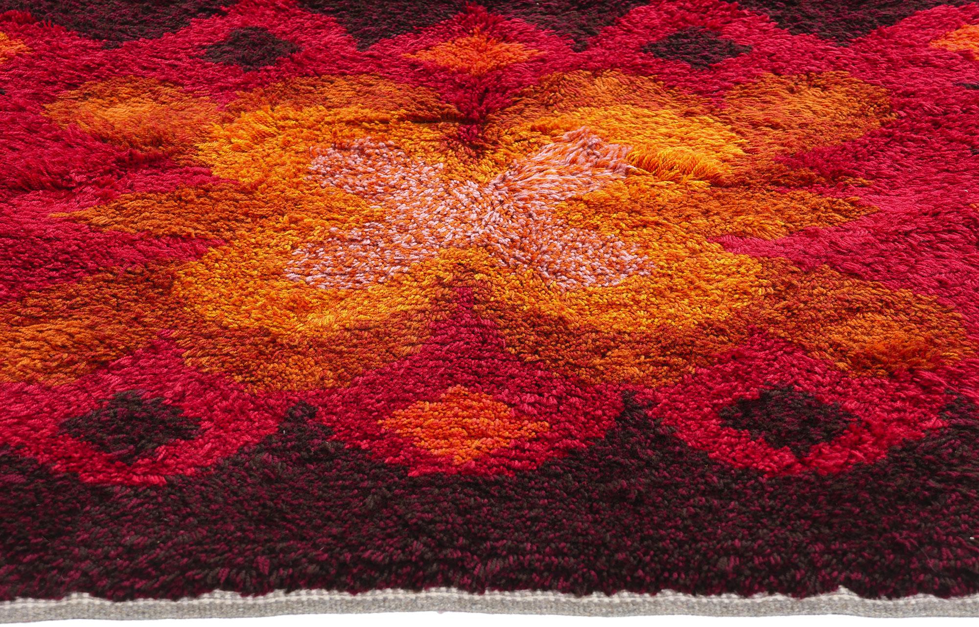 Hand-Knotted 1950's Scandinavian Swedish Rya Carpet with Modern Nordic Style For Sale